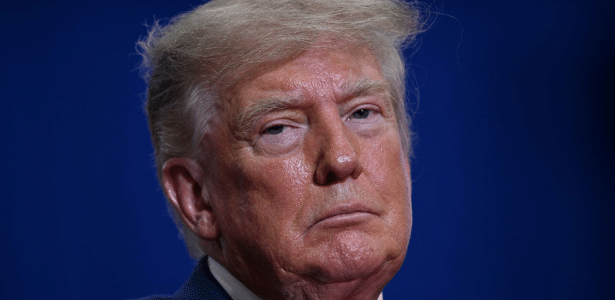 Trump oferece US$ 1 milhão por informações sobre fraude eleitoral nos EUA