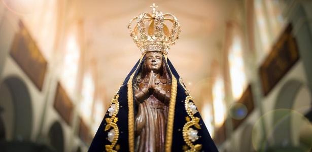 Brasileiro descobre um problema que não imaginava ter: a religião