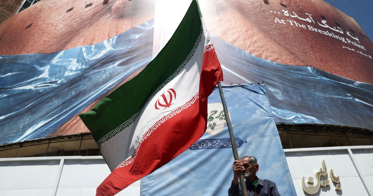 Irã desafia hegemonia de Israel e “guardião?