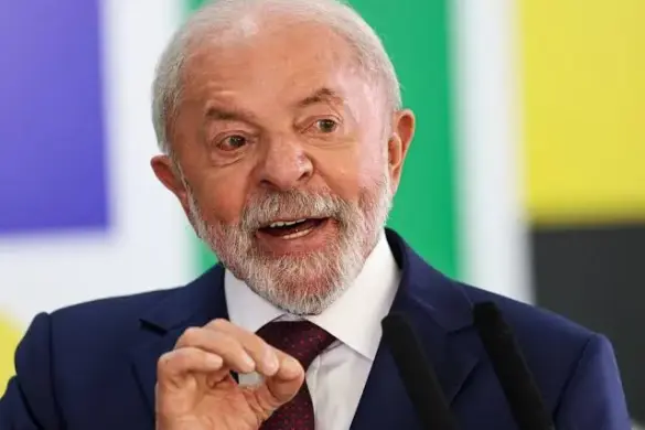 Lula elogia prótese do SUS e ironiza Trump: “Nem a dele é igual”