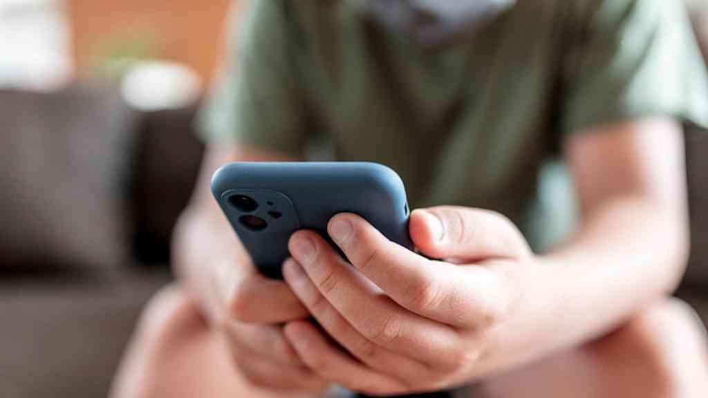 UE amplia investigação sobre design viciante da Meta