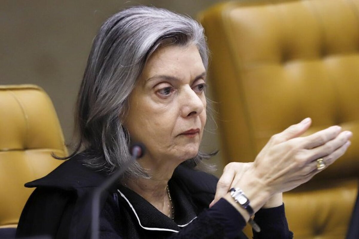 CĂĄrmen LĂşcia farĂĄ palestra sobre ciĂŞncia e democracia na UFMT