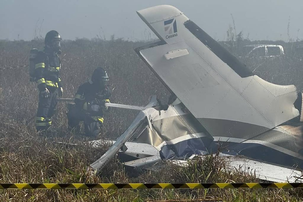 Três pessoas morrem em queda de avião no interior de MT