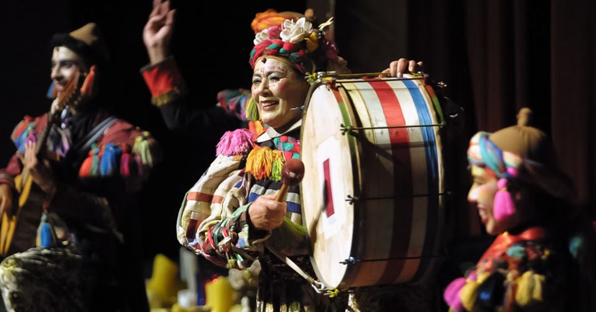 Ícone do teatro brasileiro, Teuda Bara é homenageada no Festival de Inverno de Itabira
