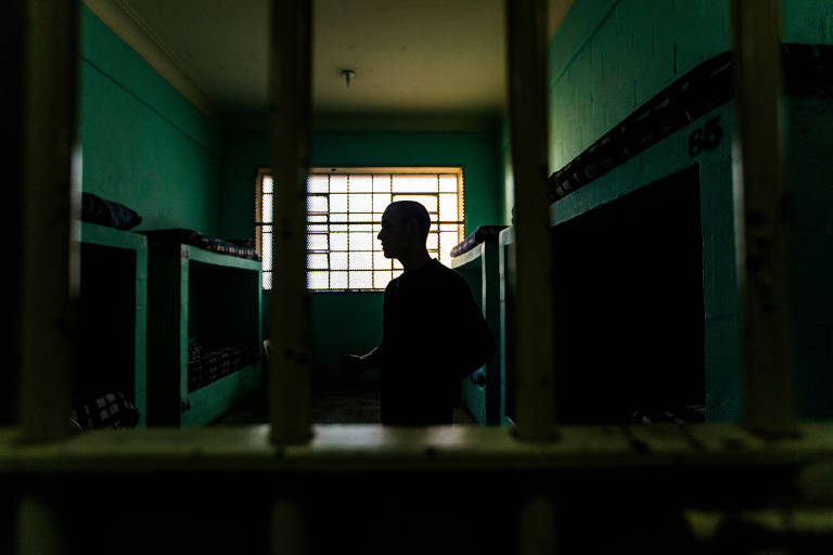 Parcela de brasileiros que defende punir adolescentes infratores como adultos vai a 70%, mostra Datafolha