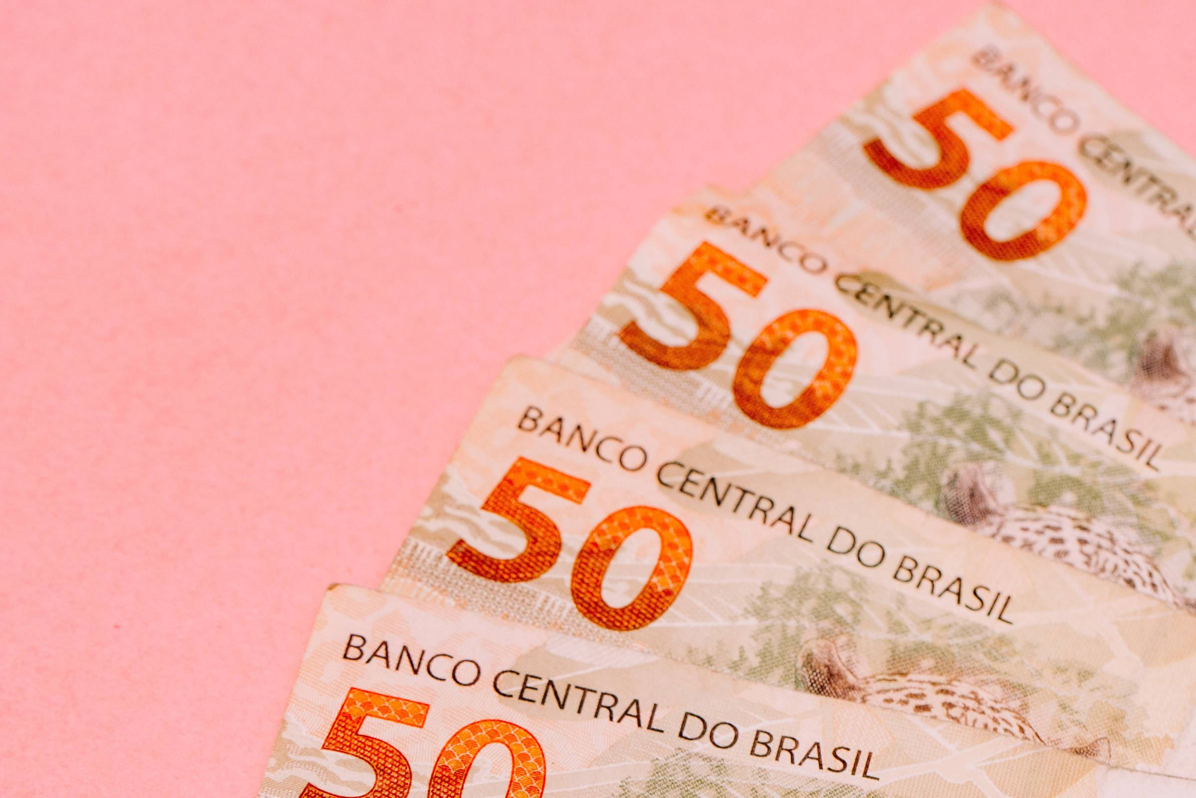 Dívida pública federal do Brasil sobe 2,66% em maio e supera R$ 9 trilhões