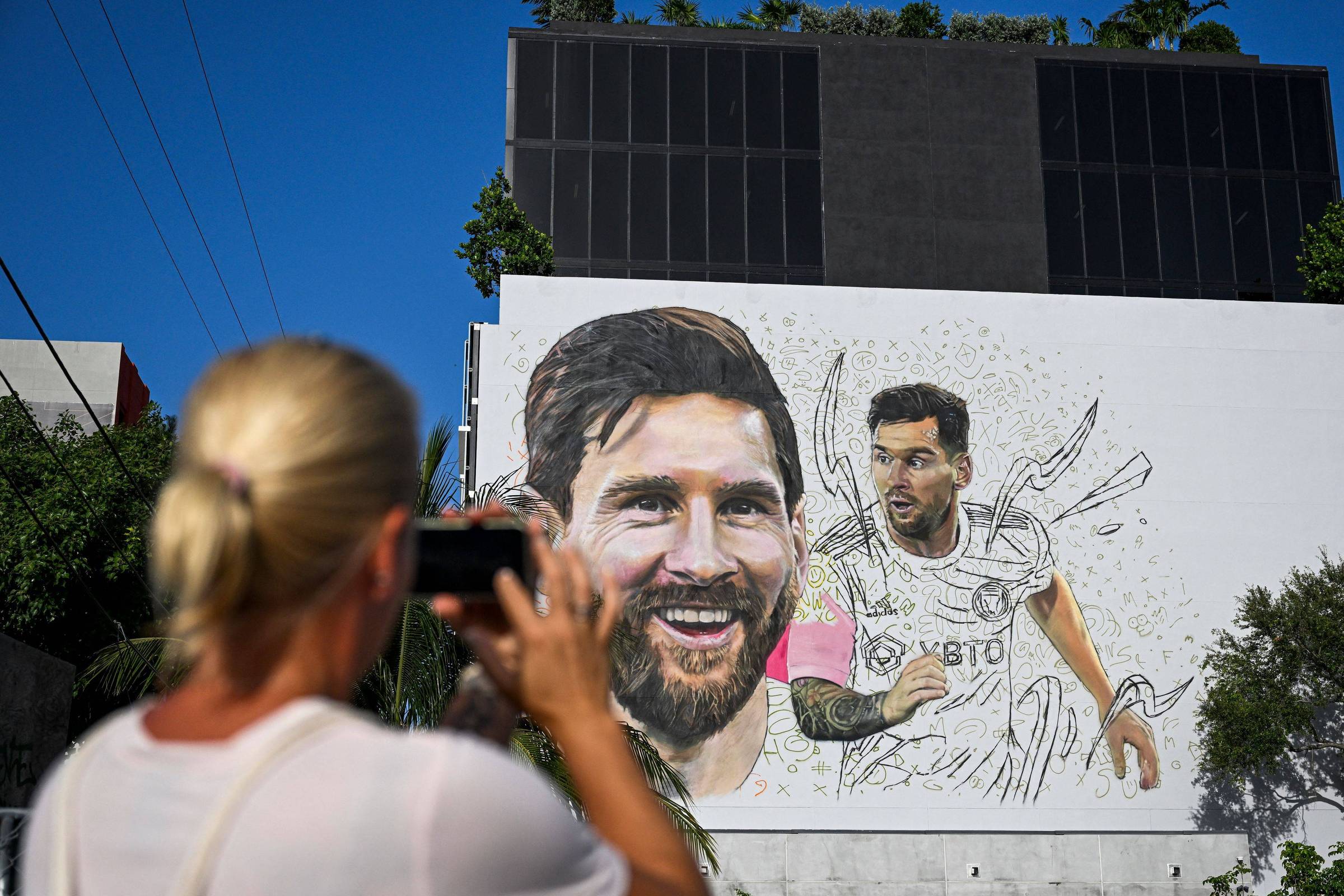 Brasil enfrenta Escócia, mas adversário oculto em Miami é Lionel Messi