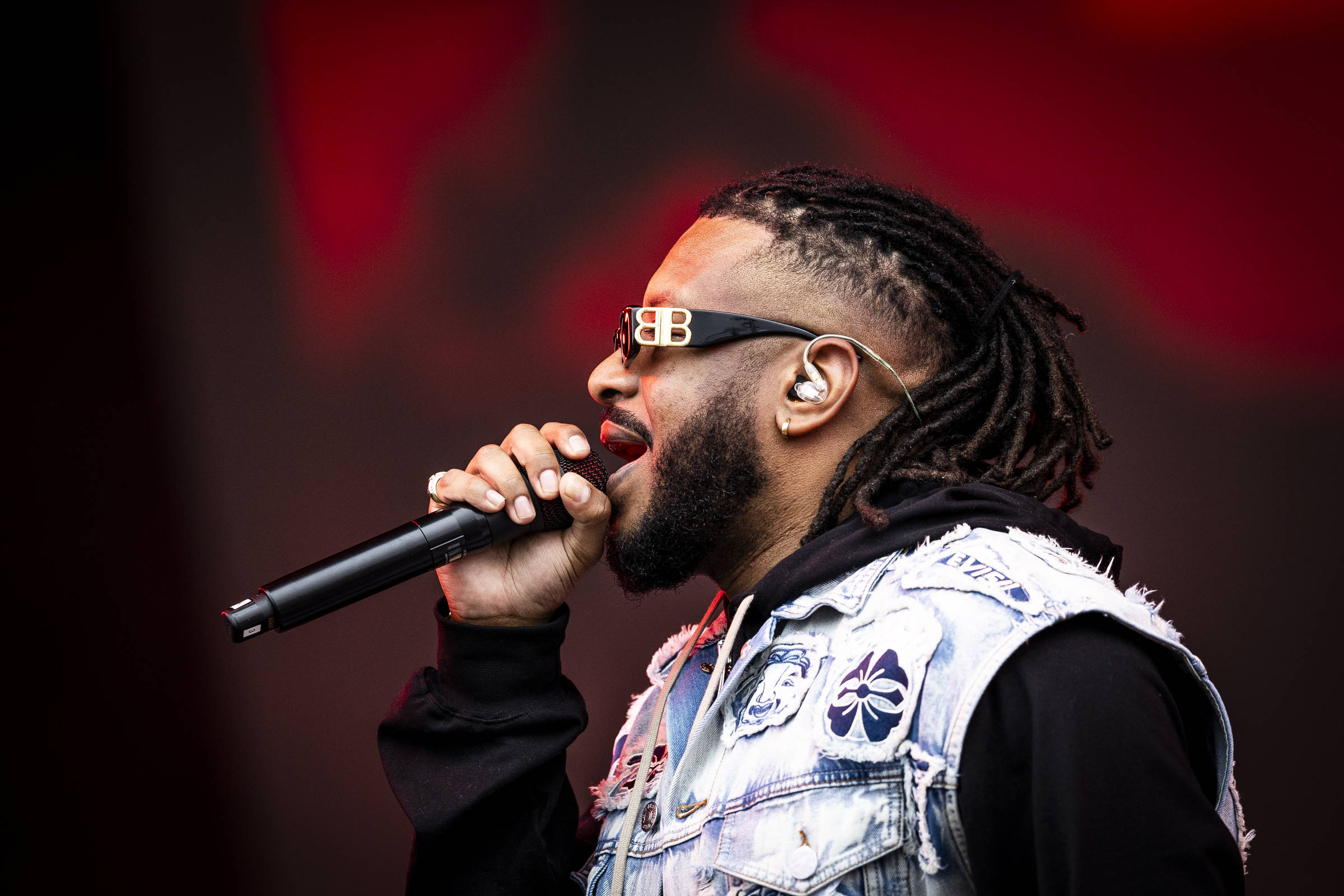 BK' celebra dez anos do lançamento do álbum 'Castelos e Ruínas' em SP