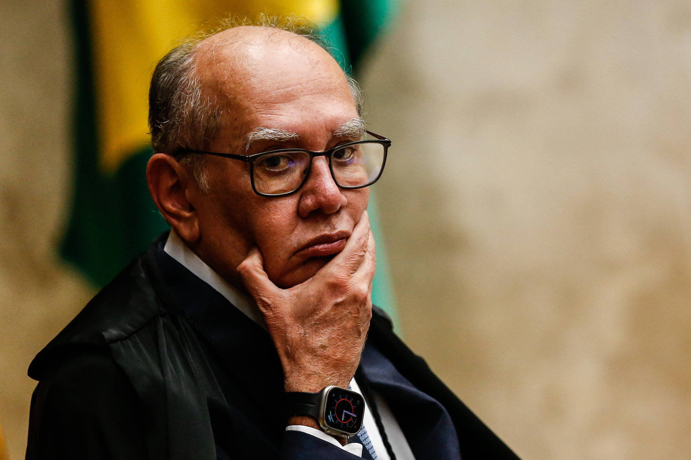 A pizza do Banco Master está no forno