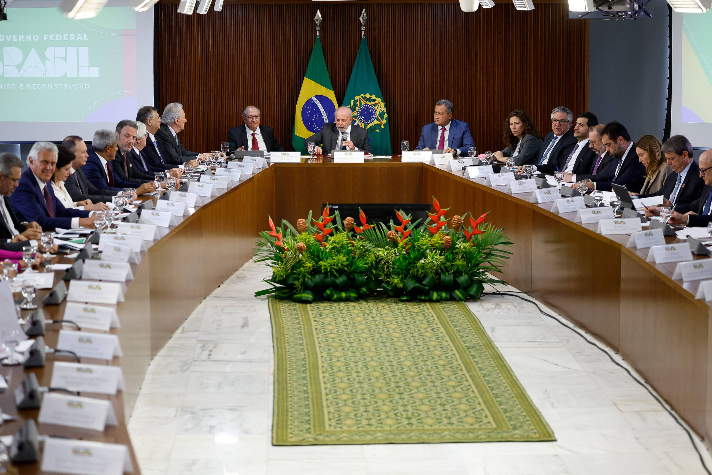 Governo autoriza crédito a estados sem olhar indicadores que apontam maior risco de crise, diz estudo
