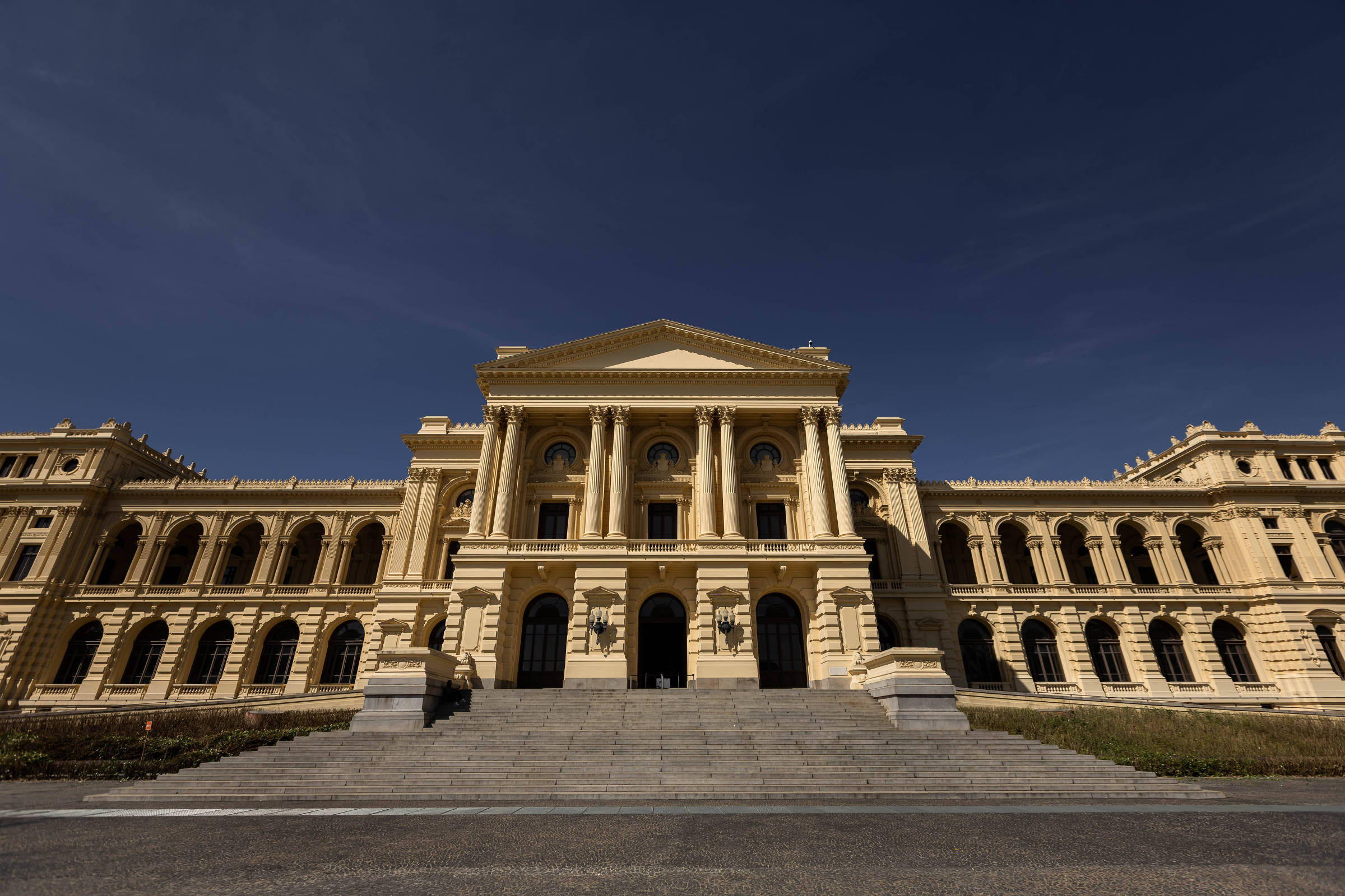Mônica Bergamo: Museu do Ipiranga assina acordo de cooperação com Museu Nacional da China