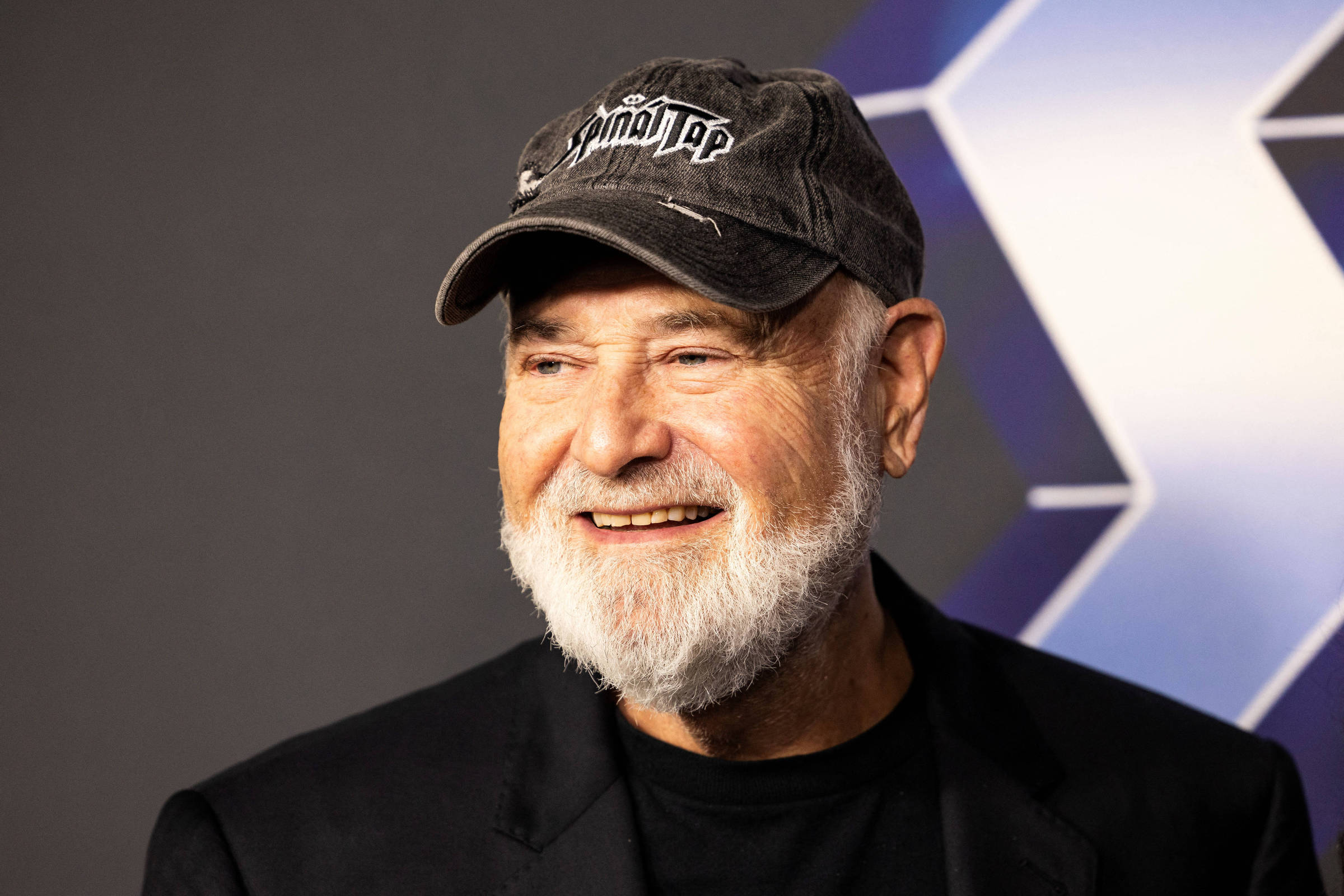 'O Urso' faz homenagem ao cineasta Rob Reiner em sua última temporada