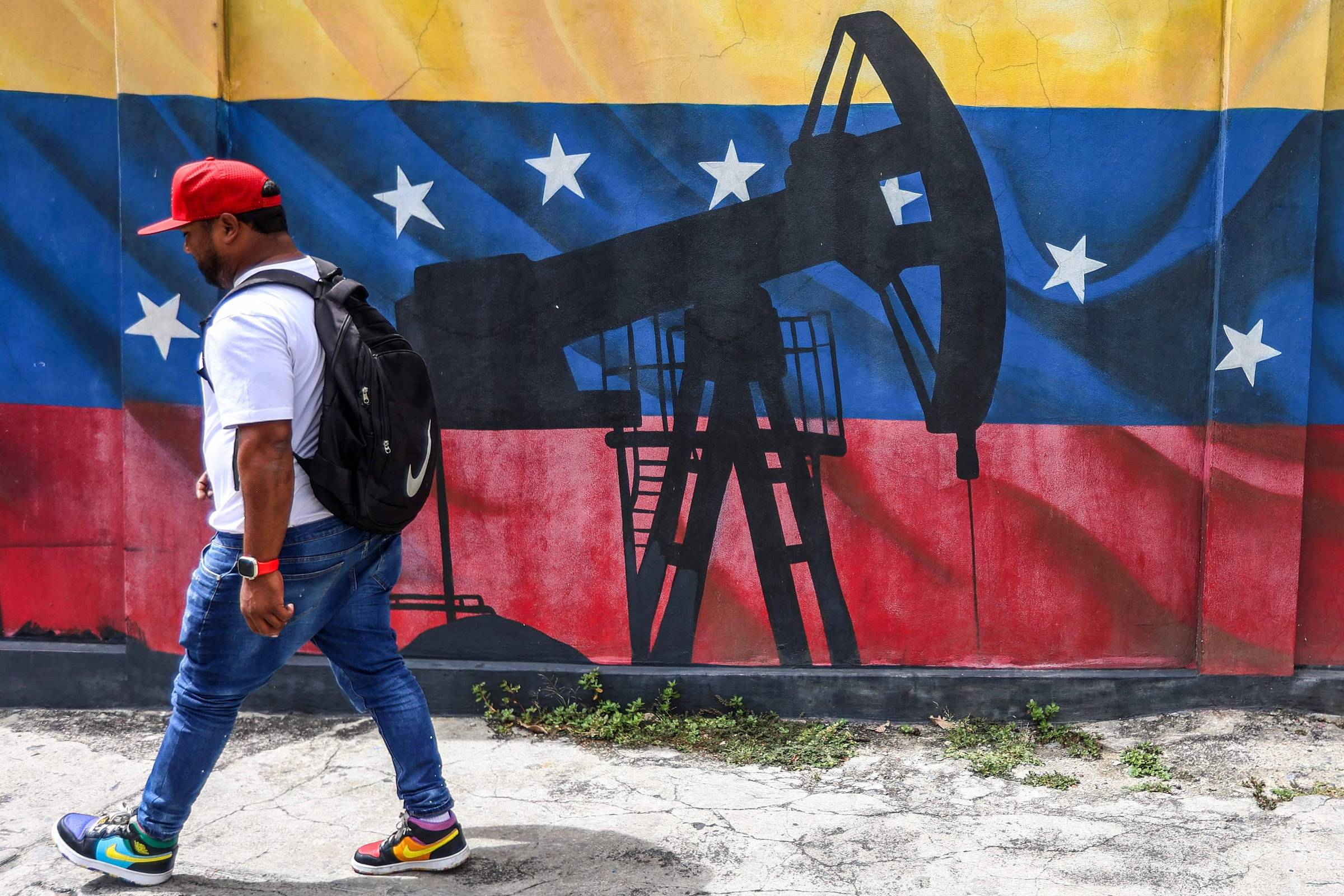 Com que rapidez a fragilizada Venezuela deve reestruturar sua dívida?