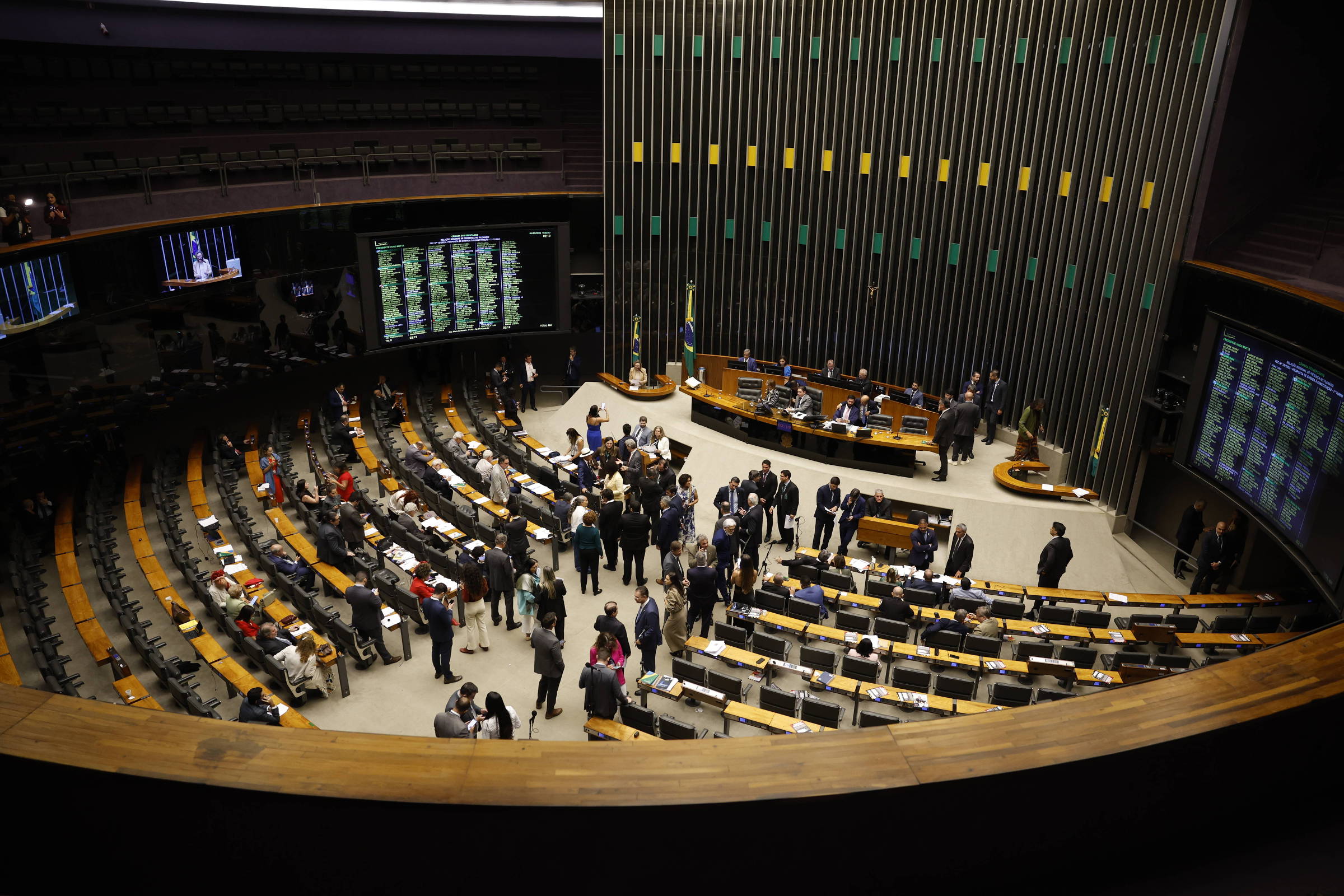 Datafolha: Redução da maioridade penal tem apoio de 79% da população, menor índice da série histórica