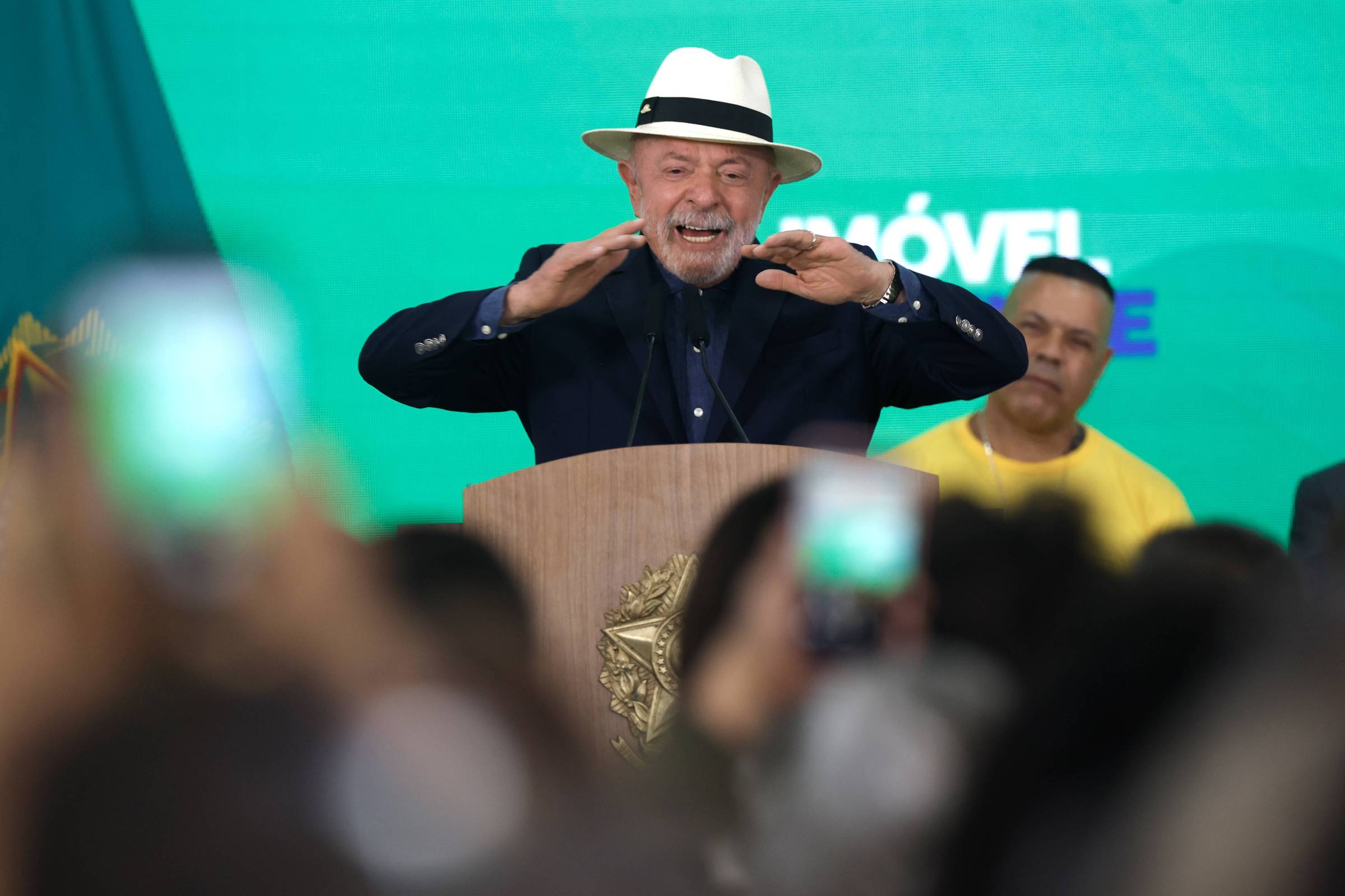 Lula volta a defender Pix após tarifaço e diz que 'contra o Brasil ninguém ganha mentindo'