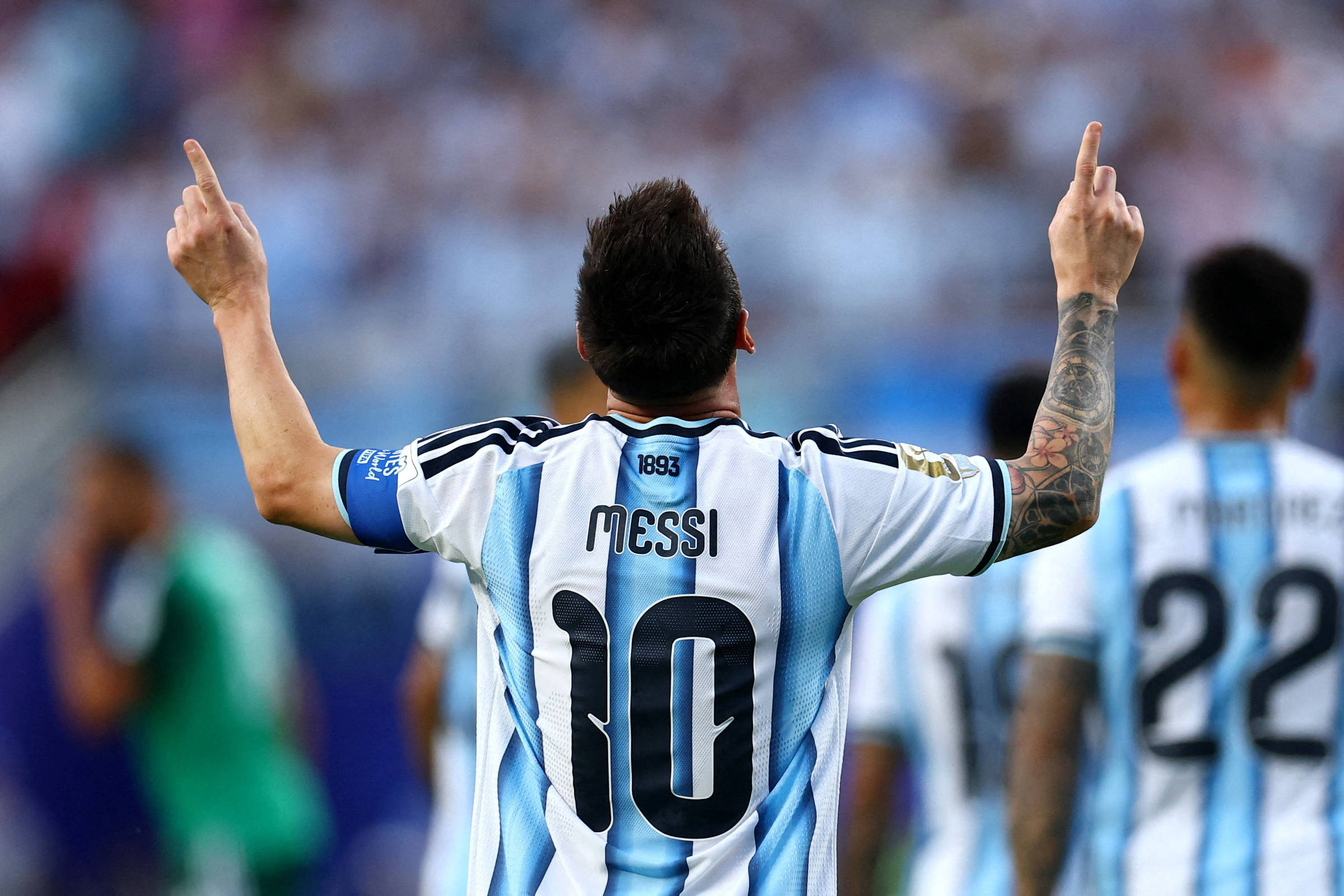 'É algo difícil de explicar', diz Scaloni sobre desempenho de Messi na Copa