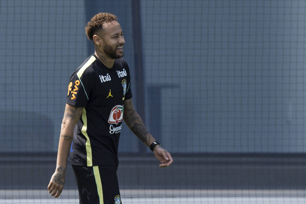 Ainda em recuperação, Neymar fica fora do duelo do Brasil contra o Haiti