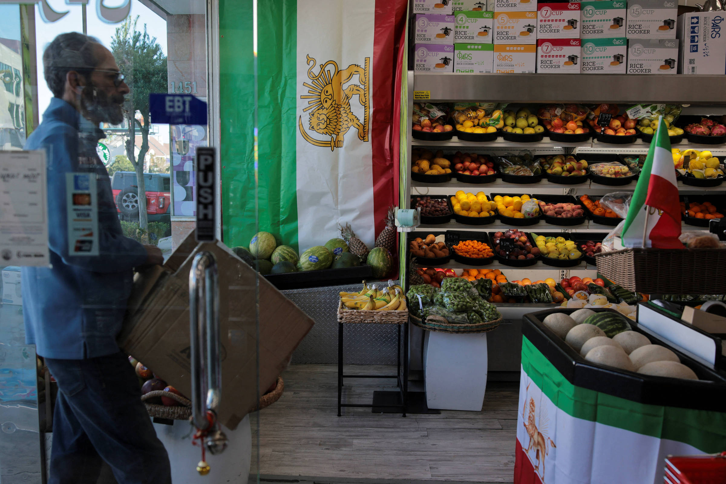 Entre a torcida e o boicote, diáspora iraniana nos EUA se divide sobre Copa do Mundo