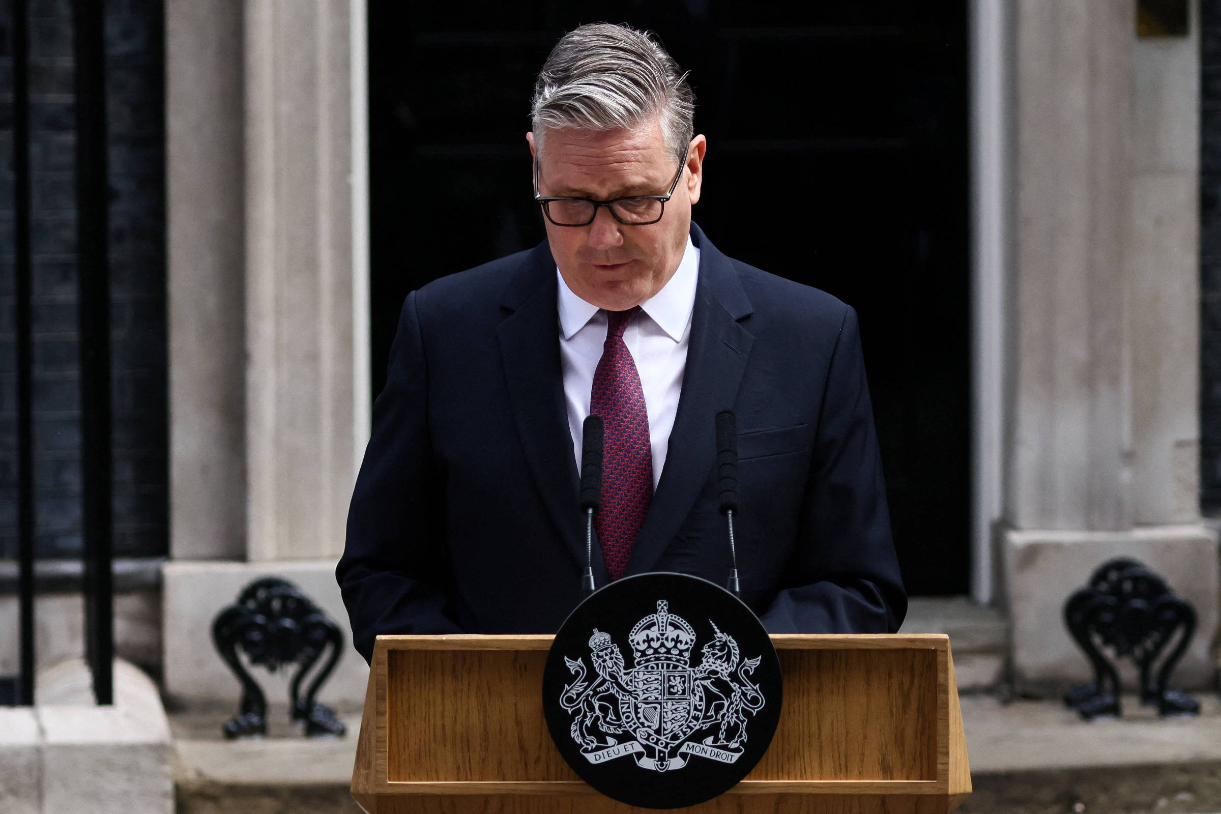 Dez anos após brexit, Reino Unido enfrenta crise política e econômica
