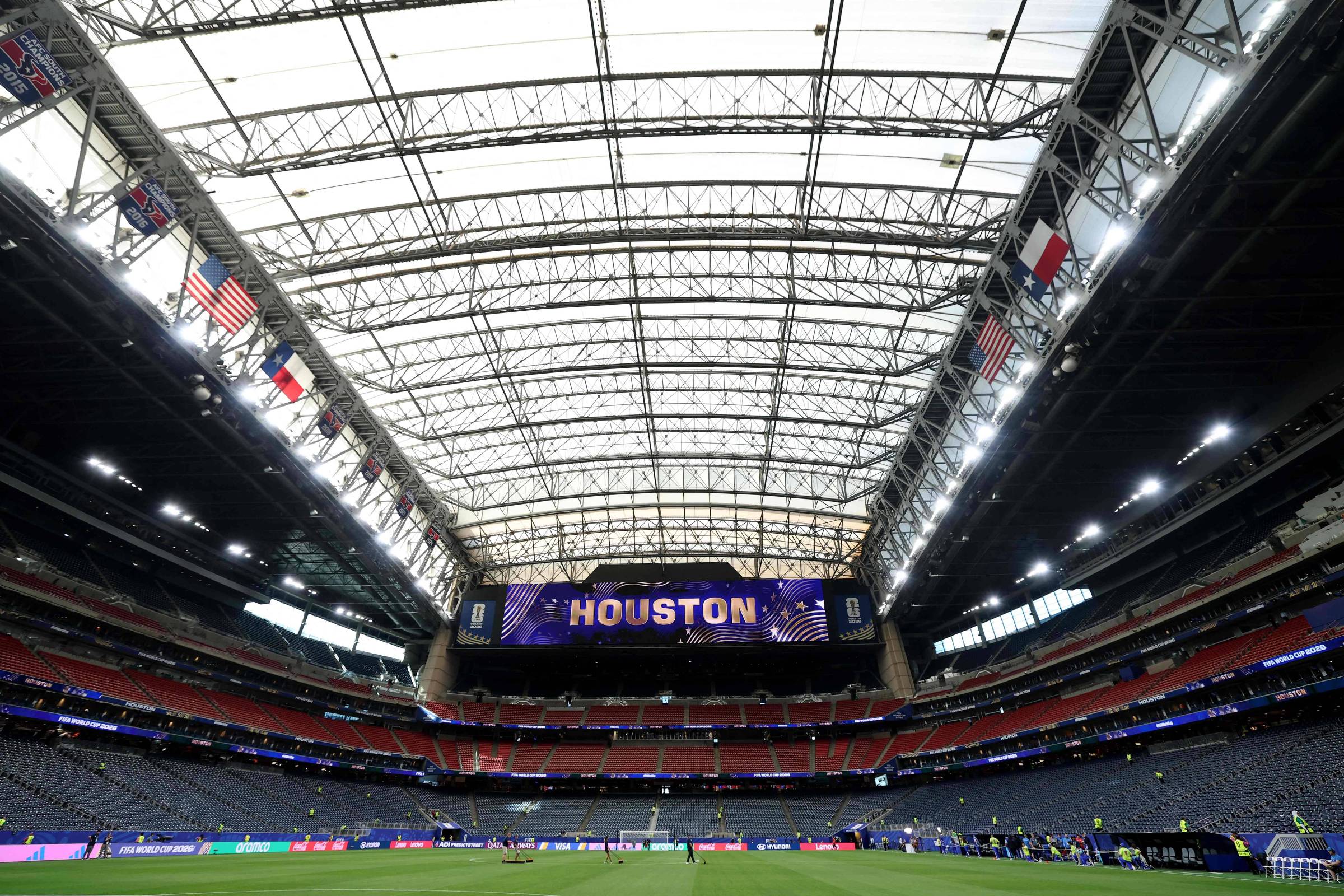 Levi's, Gillette e Heinz 'driblam' regra da Fifa que exige retirada das marcas de estádios
