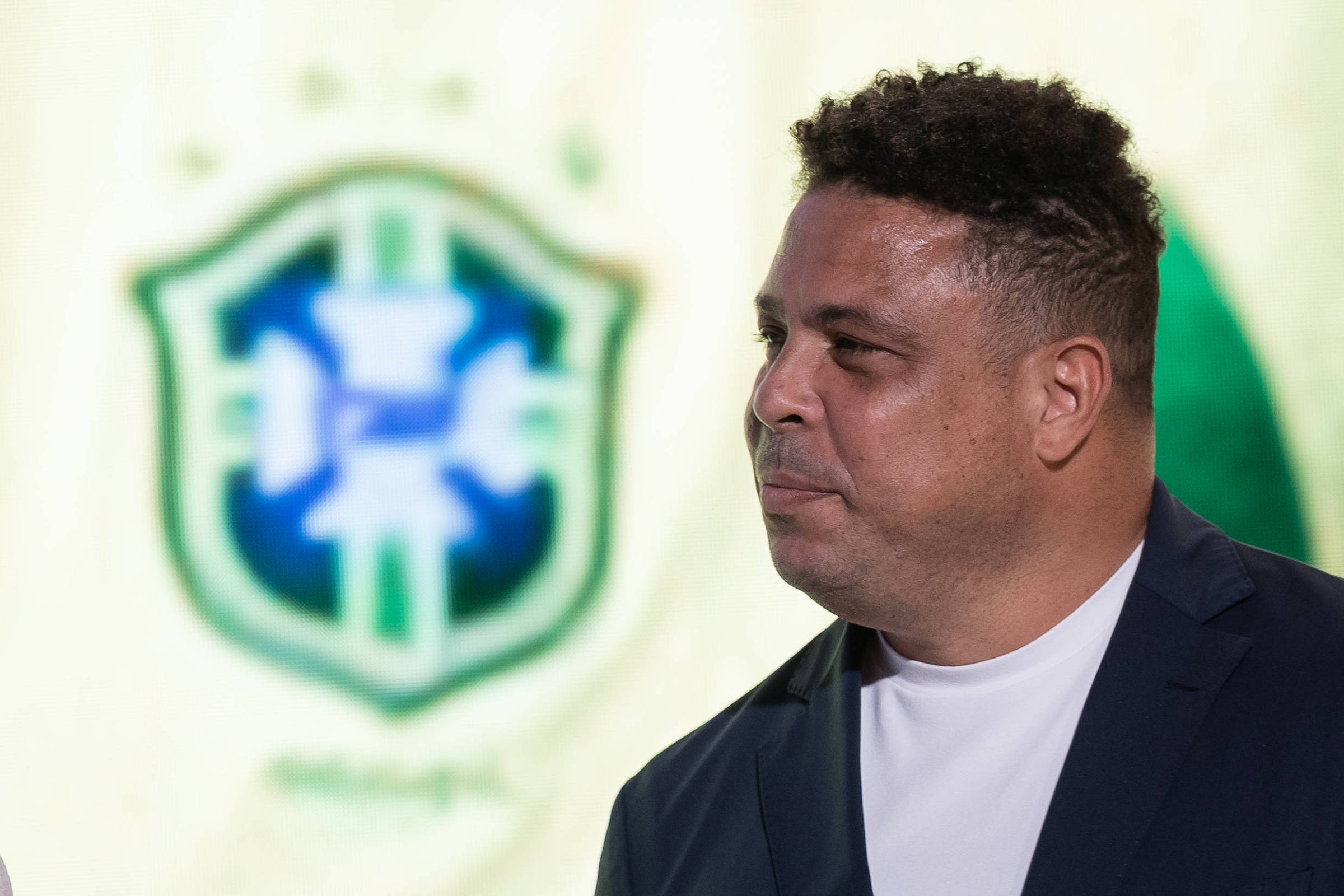 Messi é genial demais, mas não sei se melhor que Maradona, diz Ronaldo