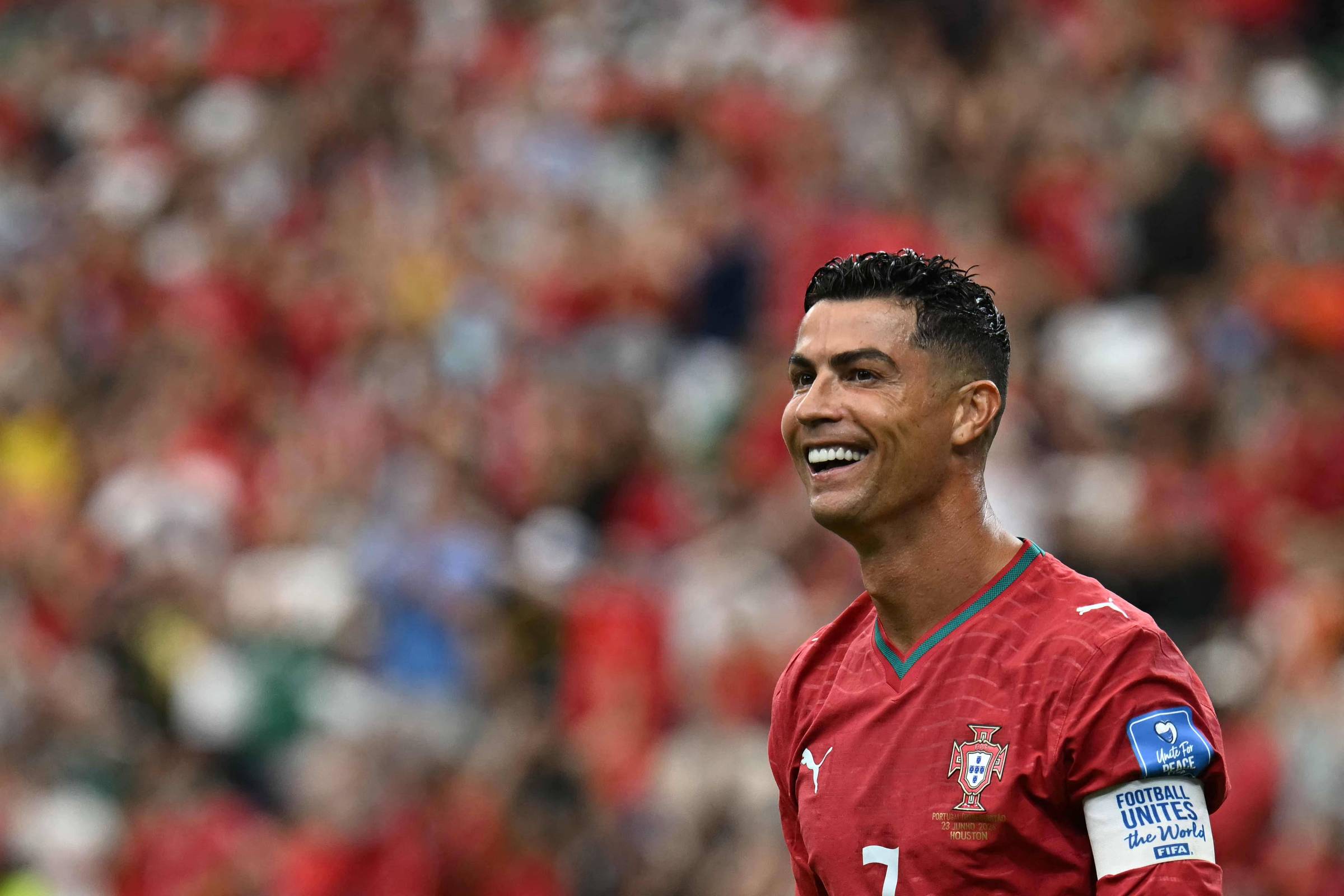 Cristiano Ronaldo ressurge das cinzas e volta a ser idolatrado nas redes após vitória de Portugal