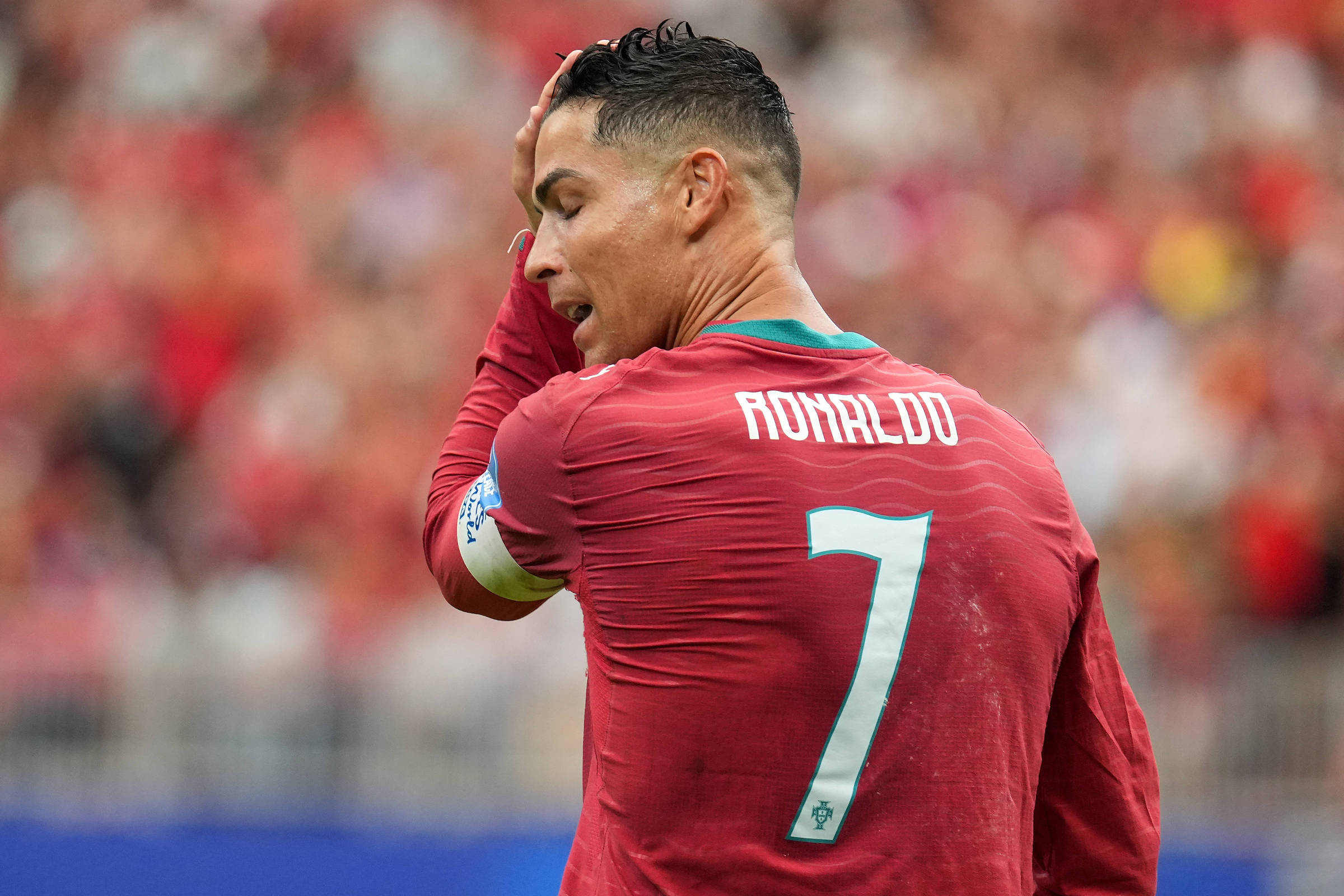 Cristiano Ronaldo diz que enfrentar Messi na Copa do Mundo seria 'top'