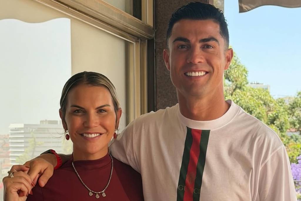 Irmã de Cristiano Ronaldo ironiza críticas após goleada de Portugal: 'Velho de muletas'