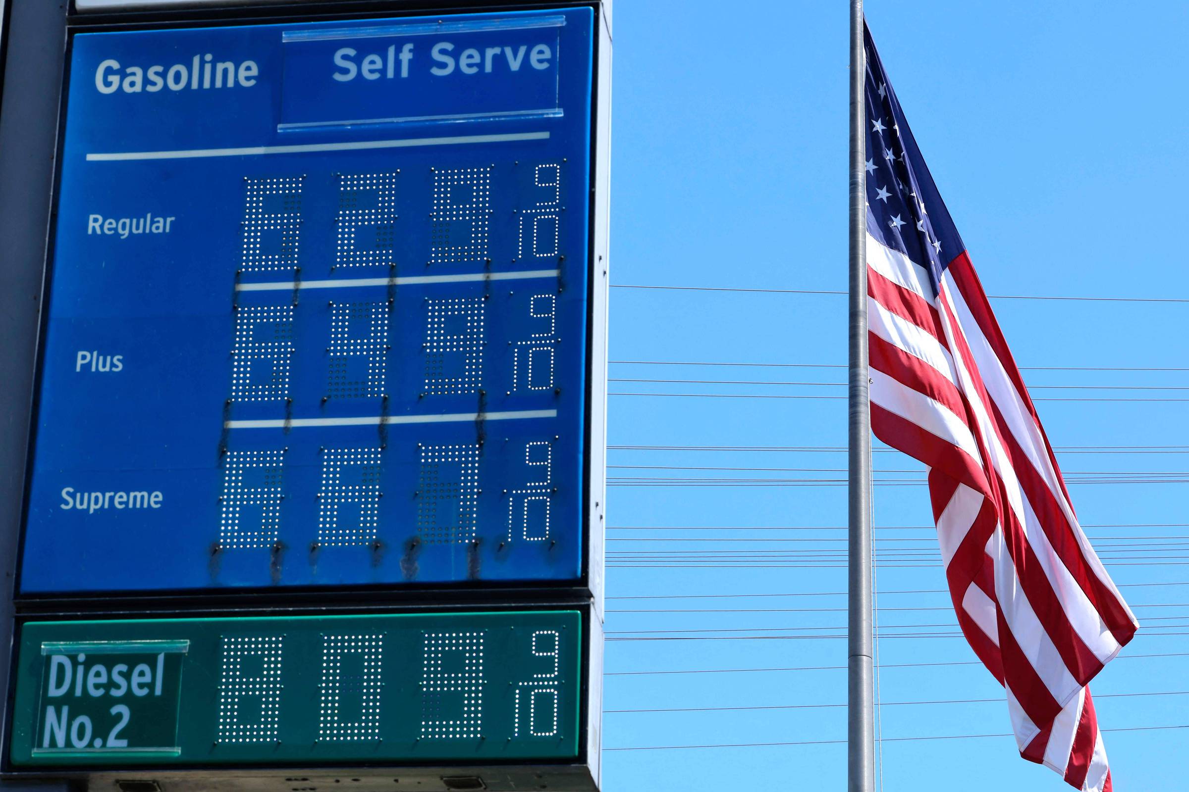 Demanda dos americanos por gasolina pode não se recuperar após guerra com o Irã