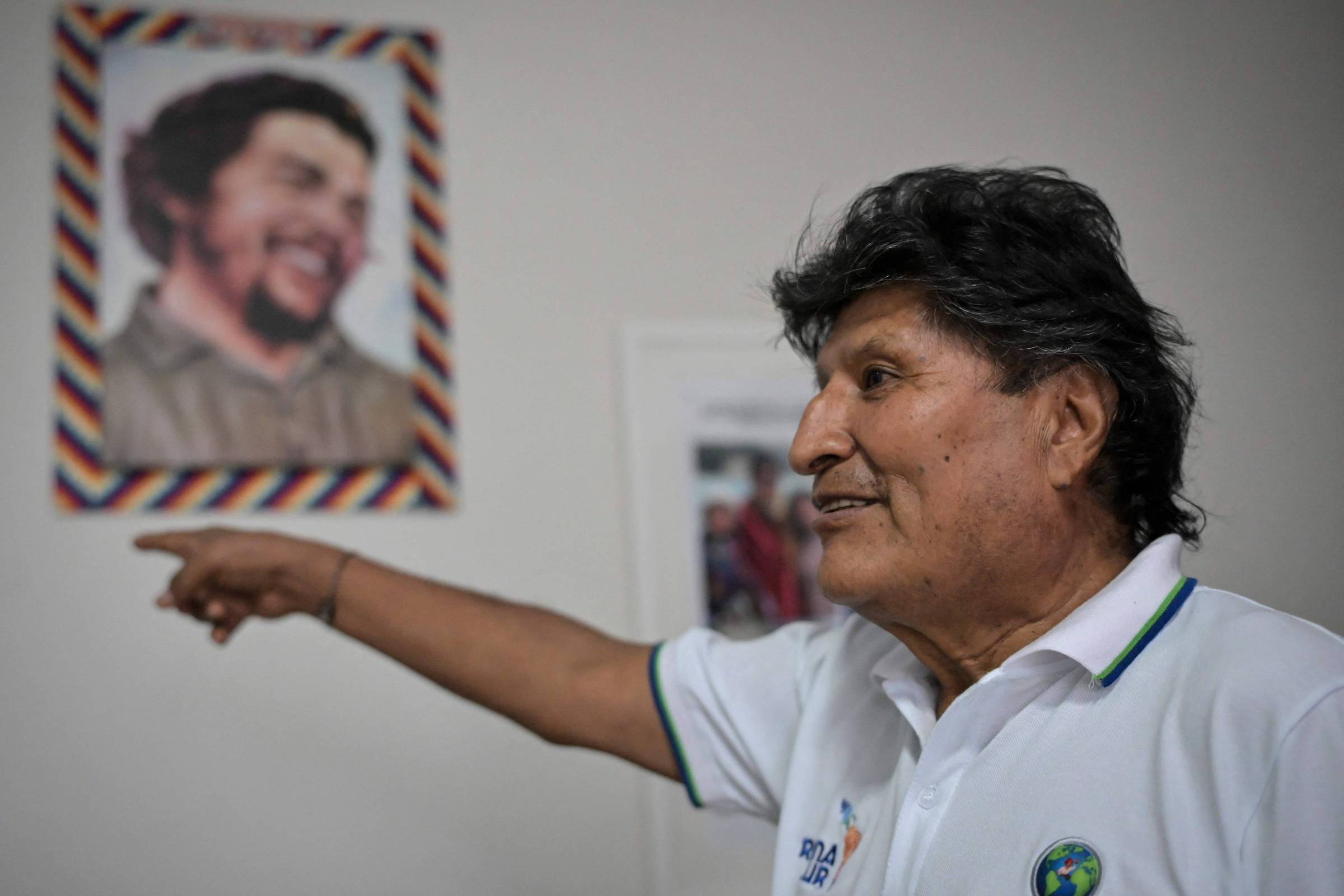 Governo da Bolívia está forçando uma guerra civil, diz Evo Morales
