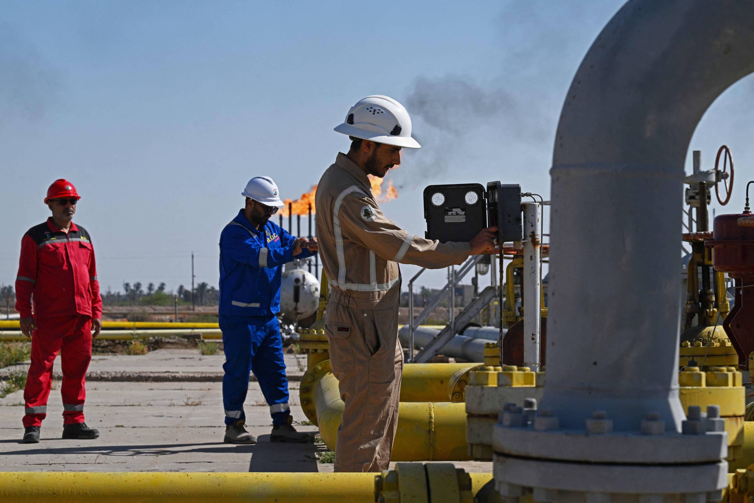 Iraque pressiona Opep por maior cota de produção de petróleo e cogita abandonar grupo