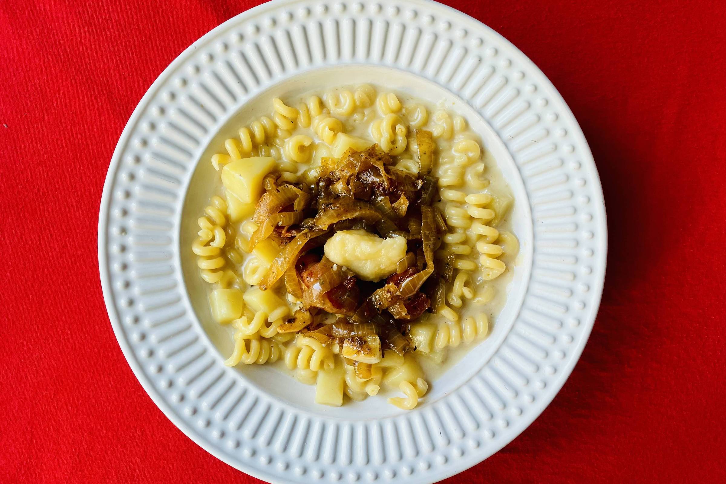 Queijo falso na pizza faz consumidor de otário