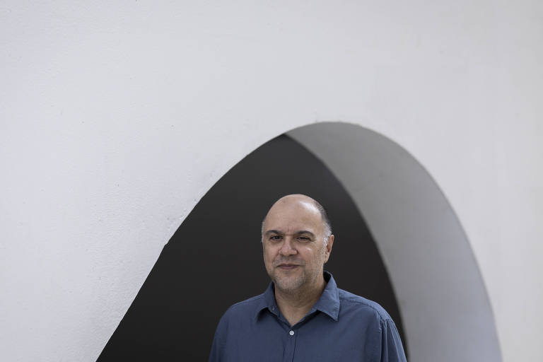 Eleitores com ensino médio, mulheres e paulistas devem decidir a eleição, diz Jairo Nicolau