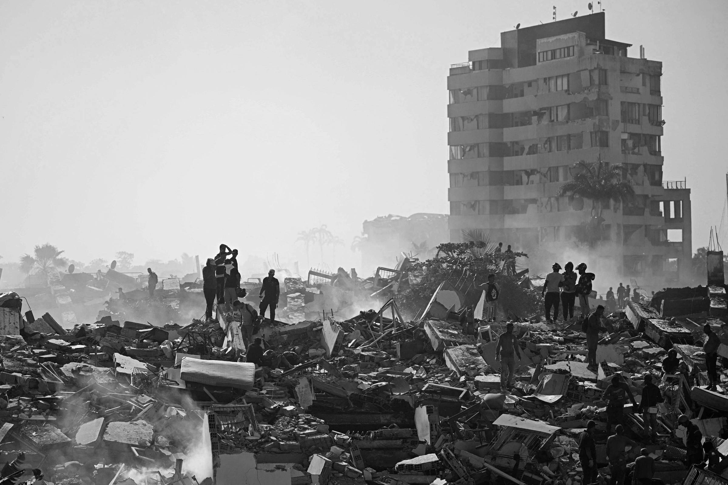 Terremotos aprofundam a tragédia social na Venezuela