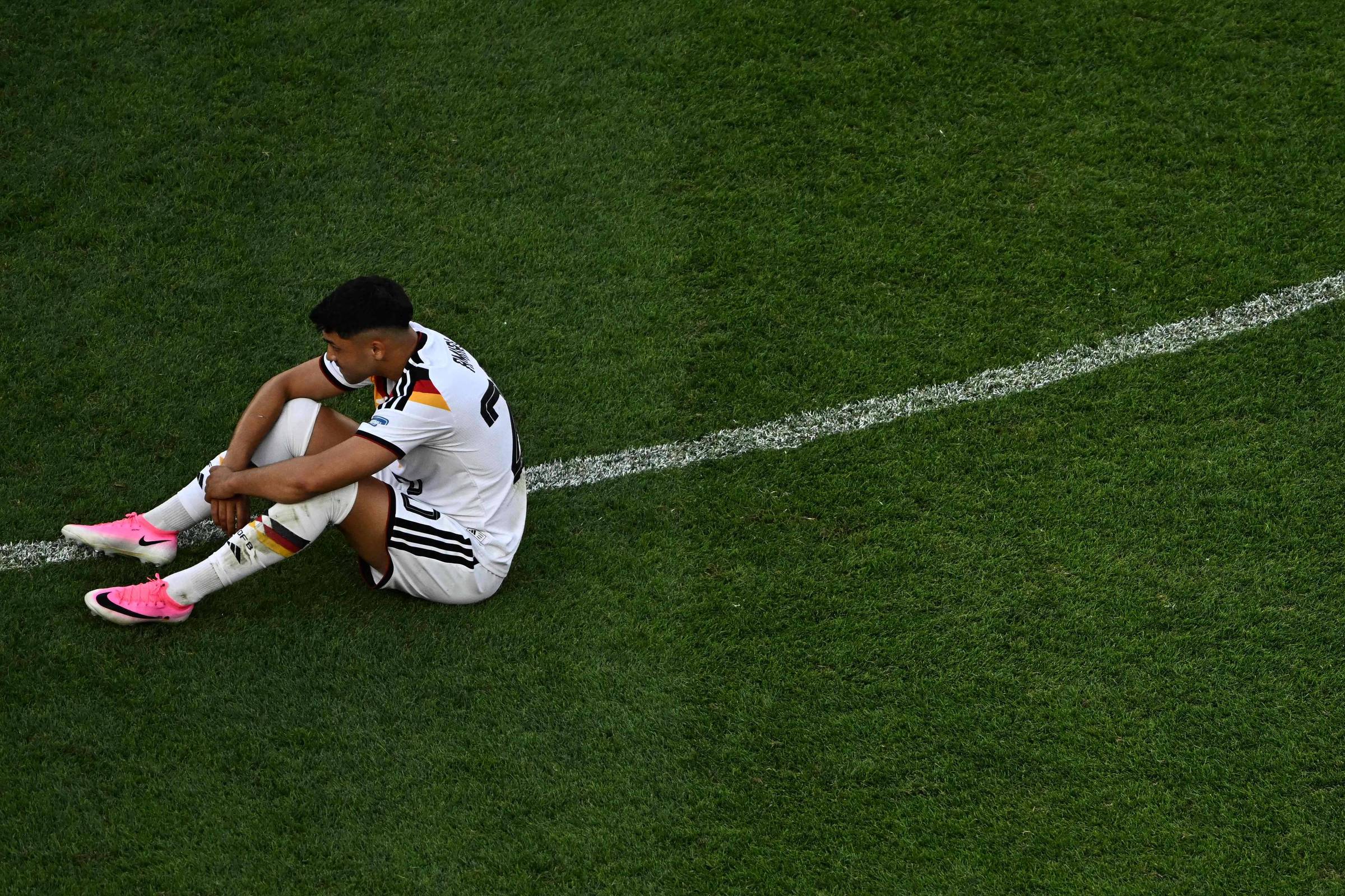 'Mais um pesadelo no futebol', diz imprensa alemã sobre eliminação na Copa