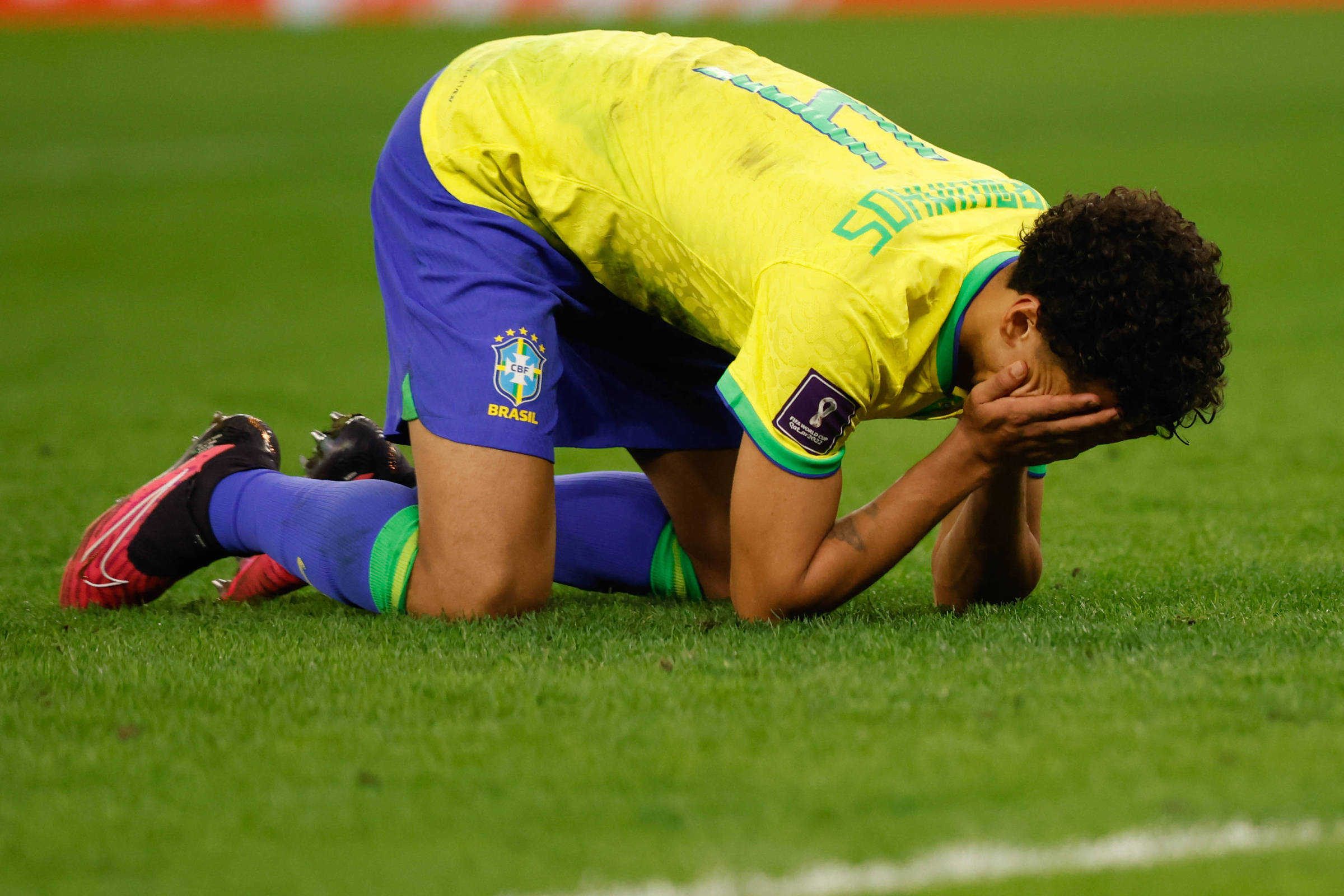 Opinião - O Mundo É uma Bola: O quinto jogo