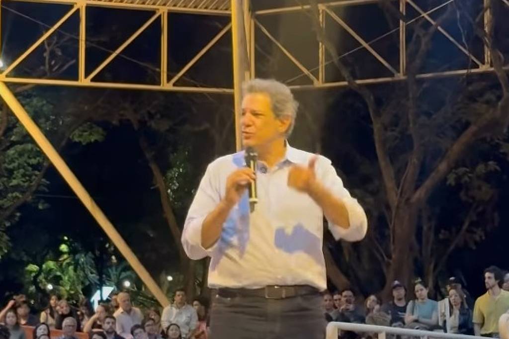 Evento de Haddad na Unicamp tem confusão e briga com integrantes do MBL