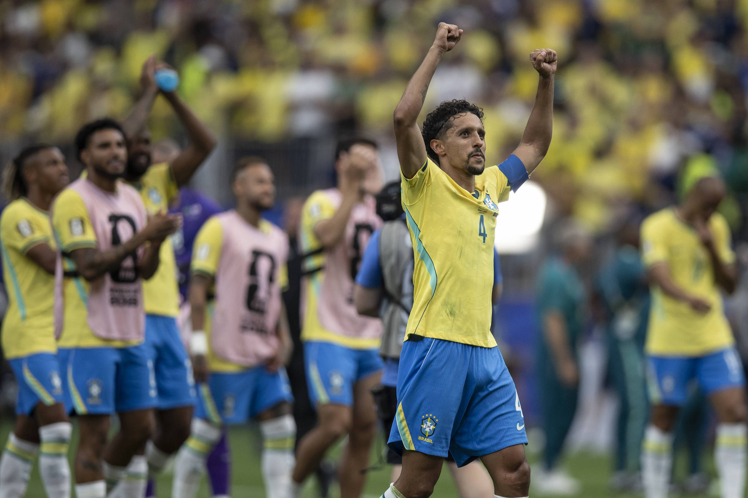 Igrejas cancelam culto de domingo para fieis verem jogo do Brasil na Copa
