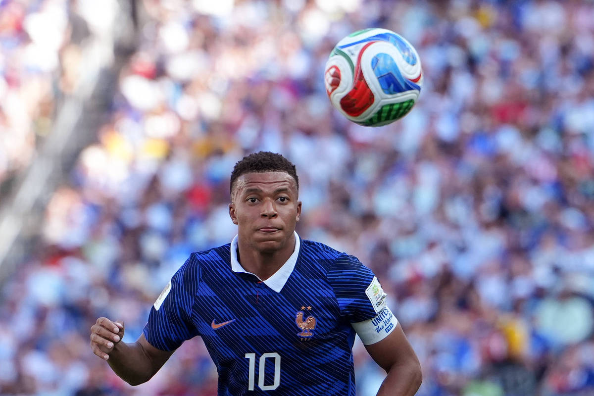 Resumo do dia: Mbappé faz de pênalti e classifica a França na Copa; Marrocos elimina coanfitrião Canadá