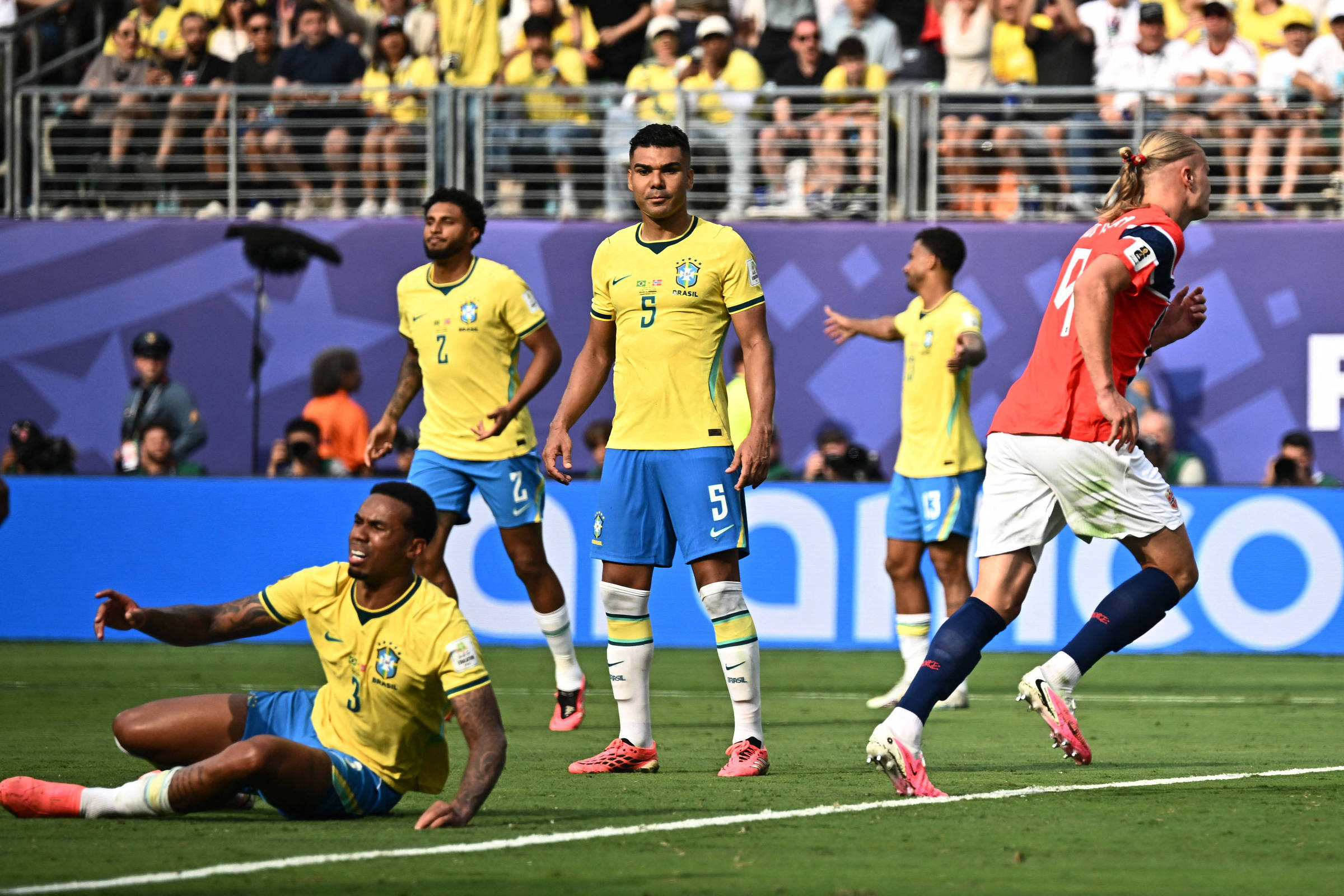 'Um ciborgue aniquila o Brasil': eliminação para a Noruega repercute na imprensa mundial