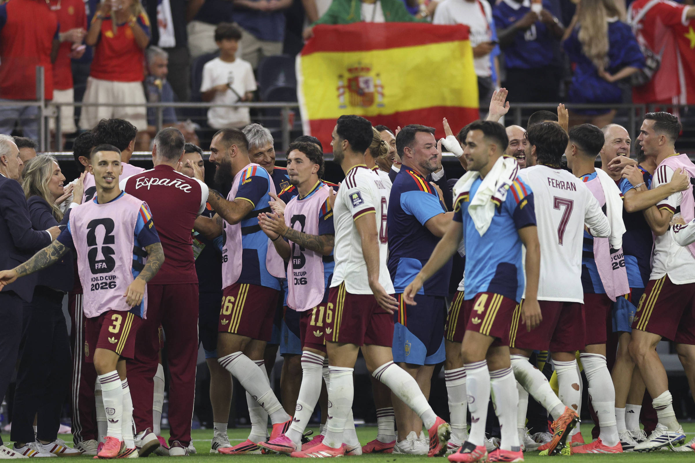 Leitores comentam vitória da Espanha contra a França na semifinal da Copa