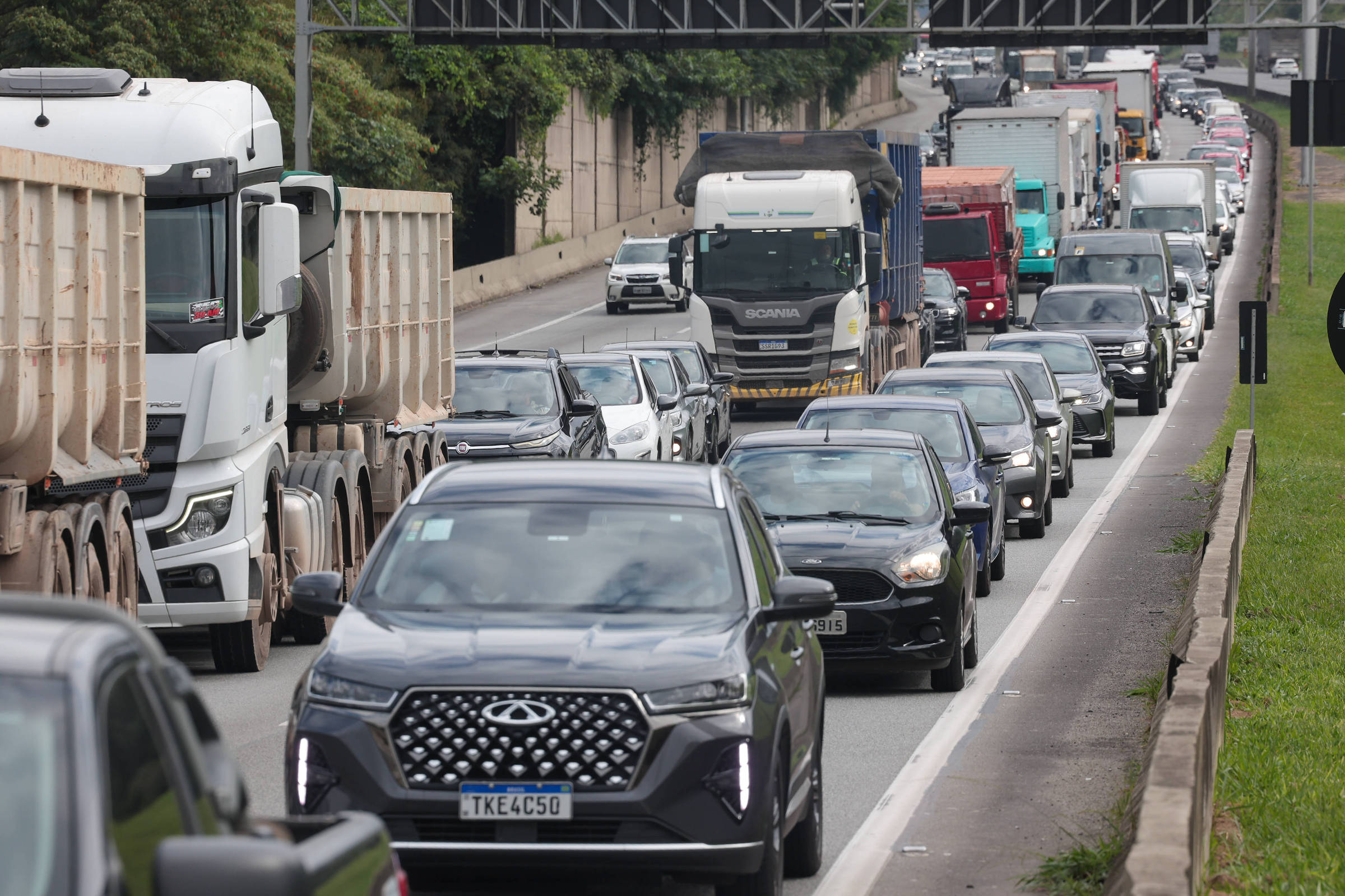 Painel: Setor de obras rodoviárias apresenta estudo ao governo e defende investimento de R$ 300 bi