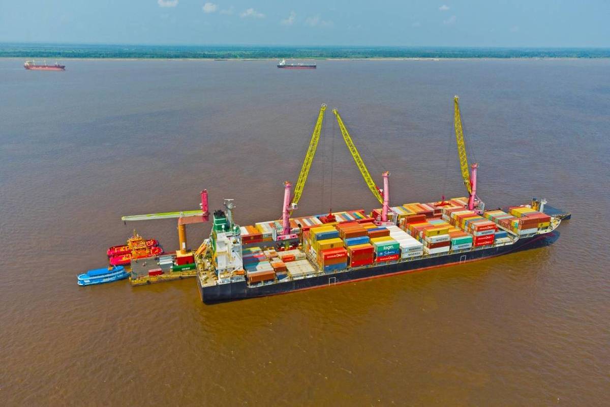 Estiagem reduz navegabilidade de rios na amazônia, e donos de navios aplicam sobretaxa
