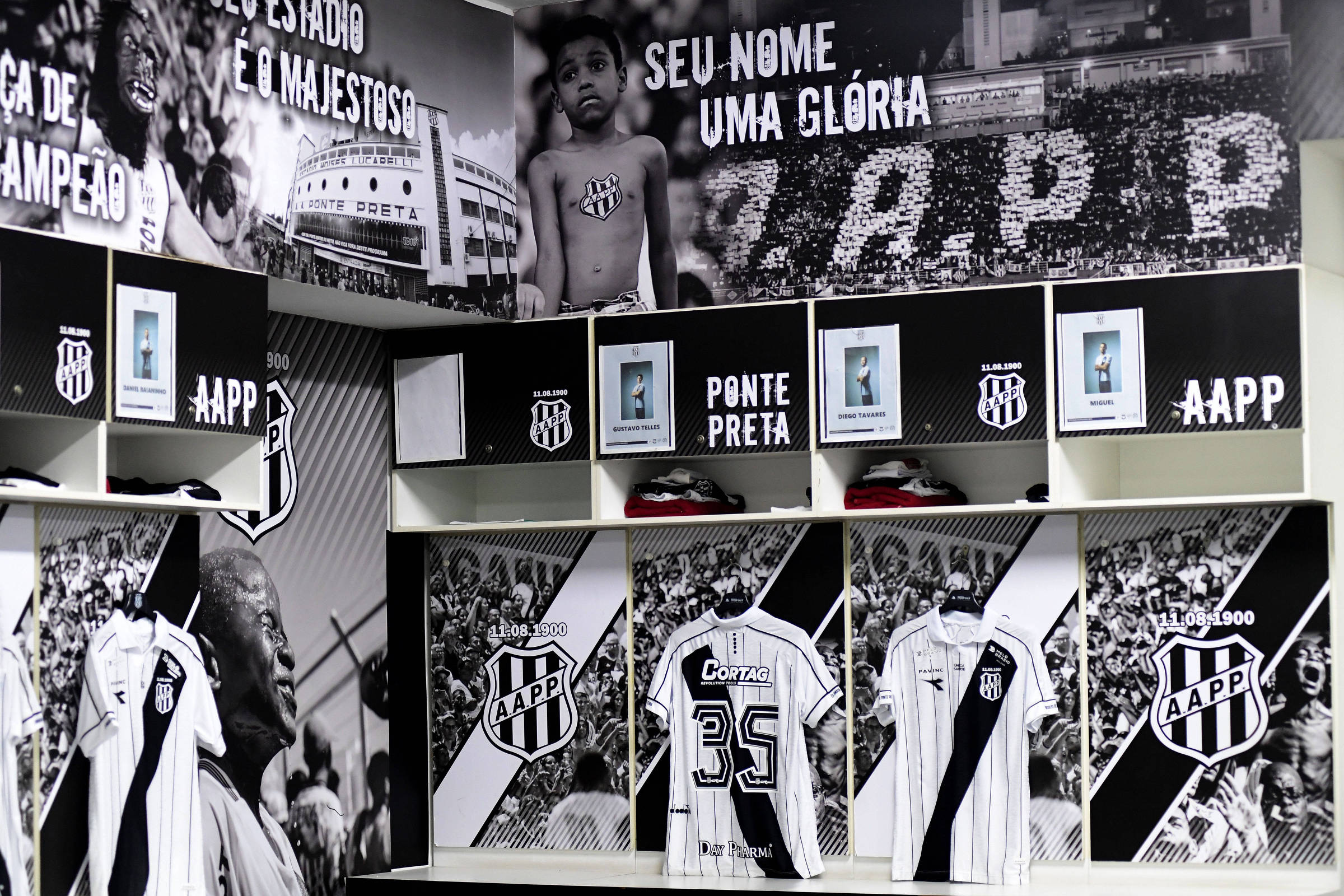 Com elenco em greve, Ponte Preta relaciona atletas da base para jogo na série B