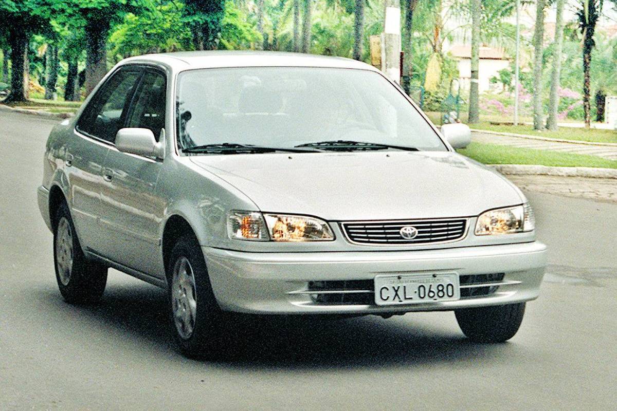 Toyota Corolla chega aos 60 anos sob pressão de rivais chineses