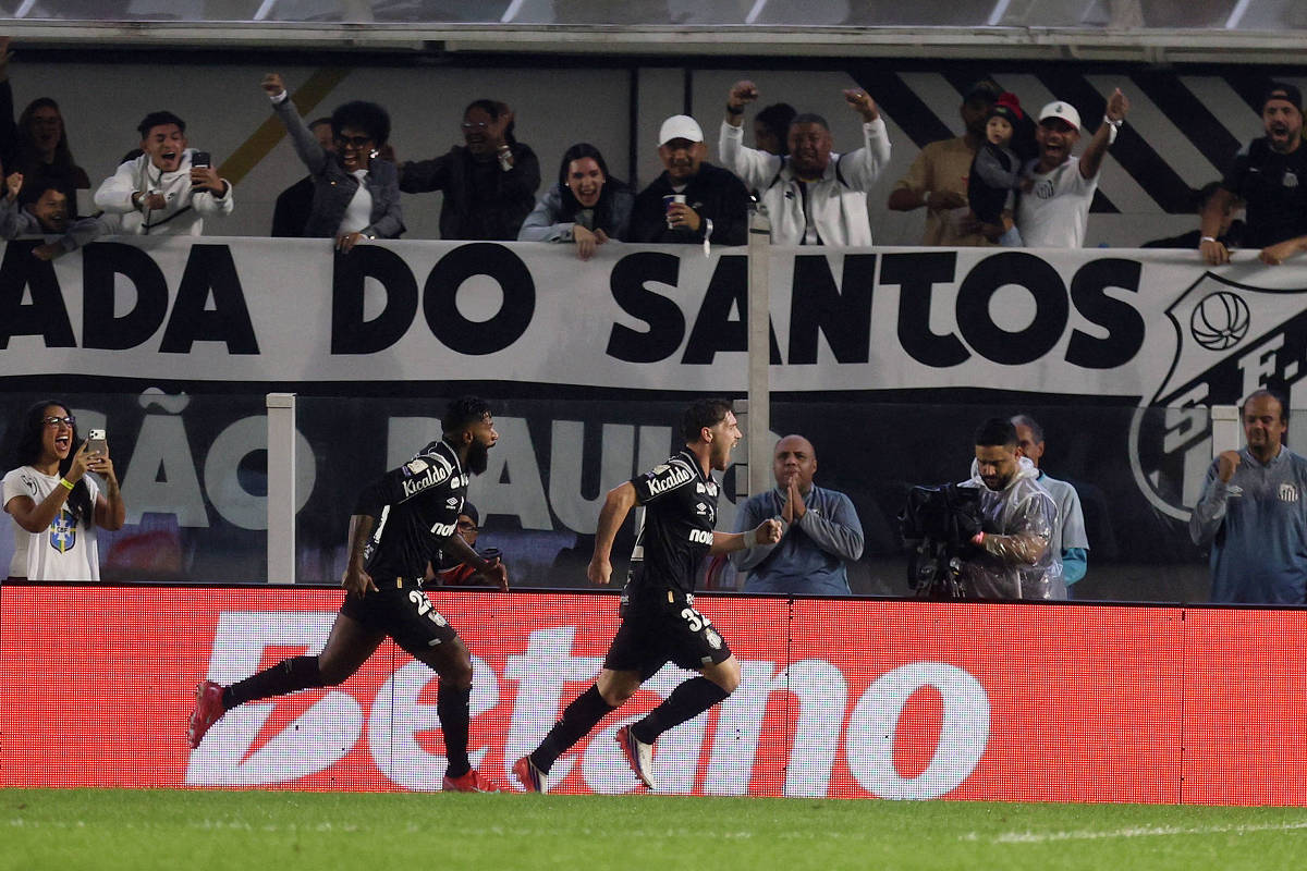 Santos bate o Cruzeiro, engata 3ª vitória seguida e já é o 10º no Brasileiro