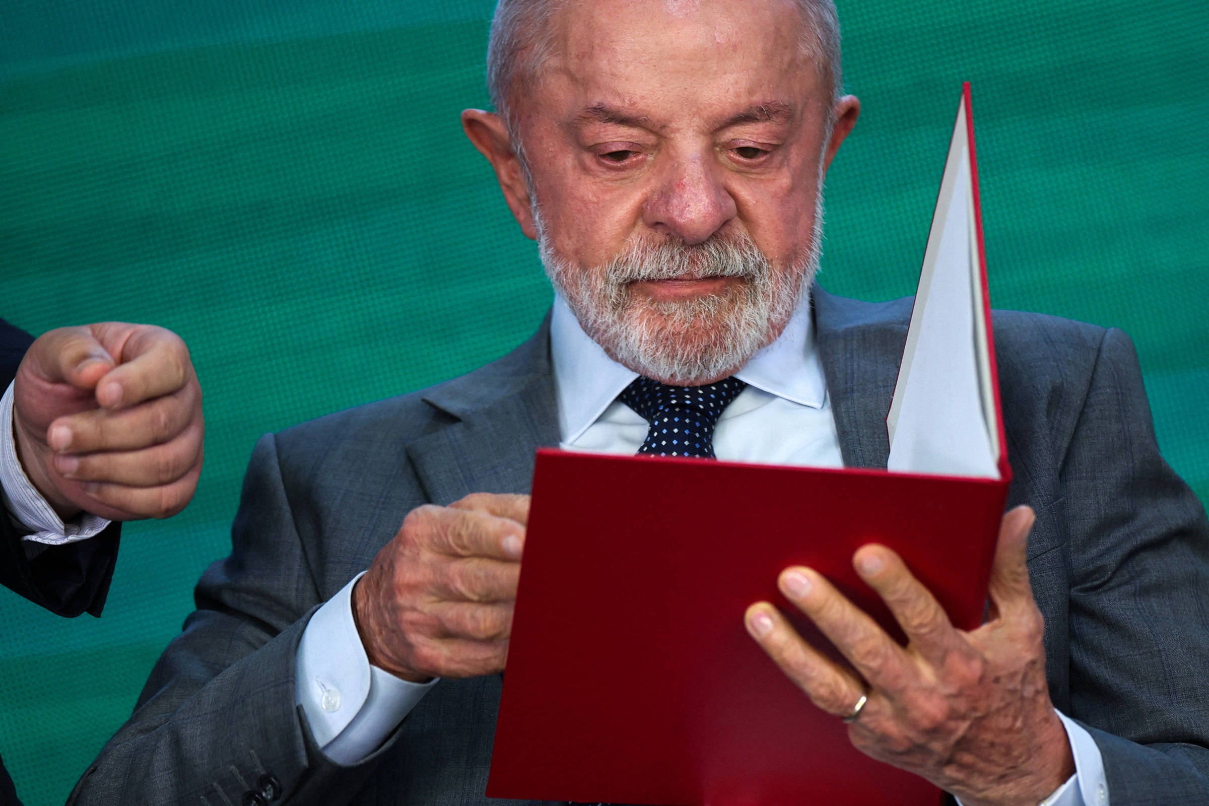 Lula sanciona incentivo fiscal de R$ 5 bilhões para data centers