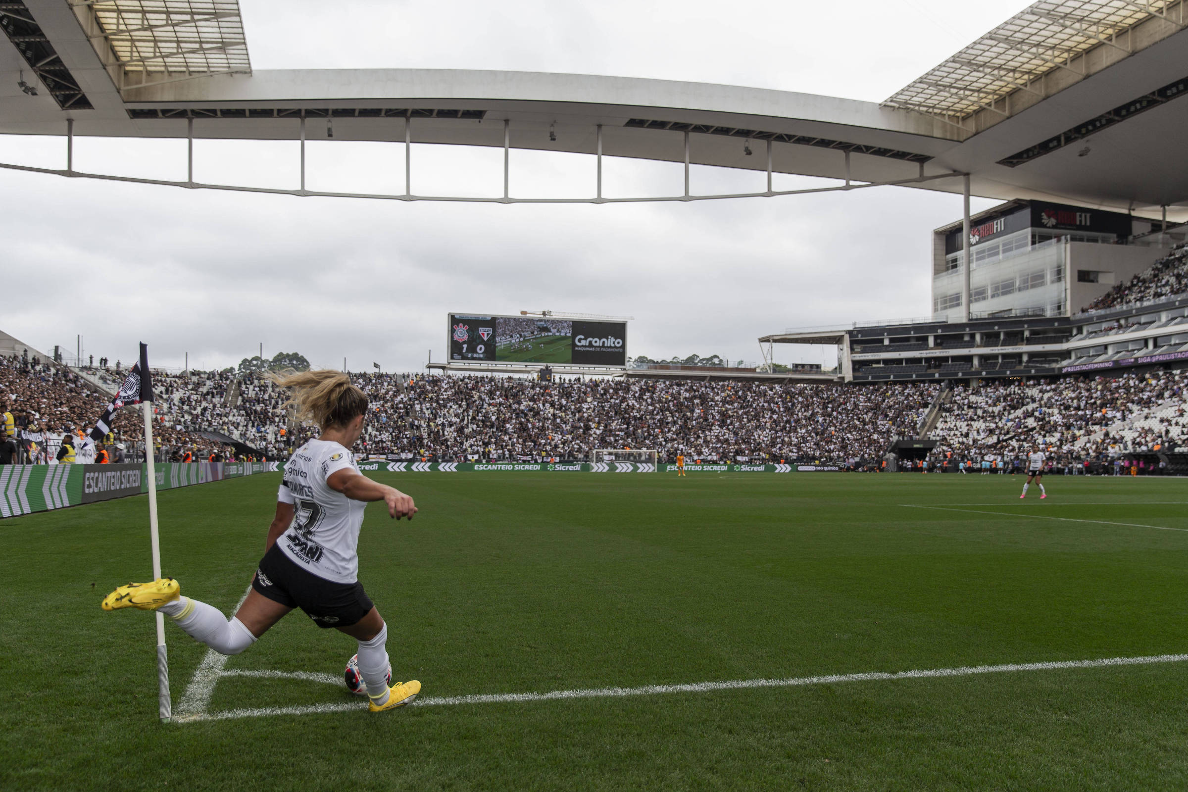 Finais do Brasileirão feminino serão na Neo Química Arena e no Morumbi