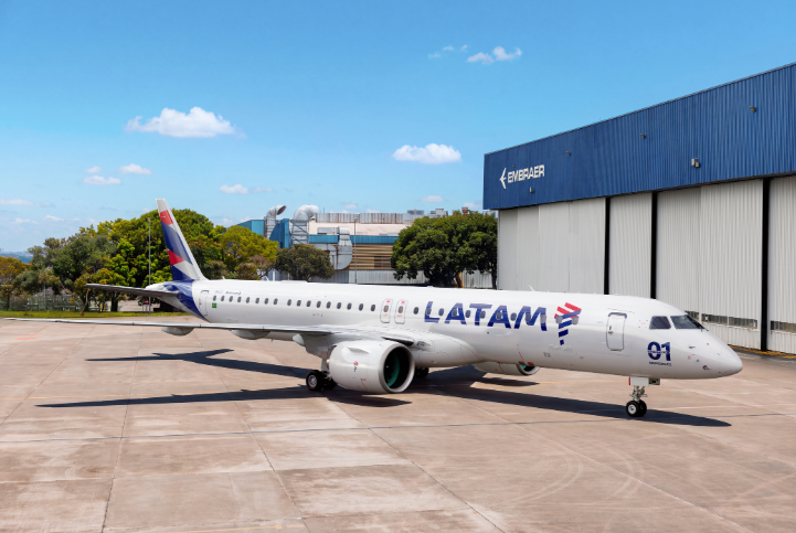 Embraer e Latam assinam acordo do Programa Pool para a frota de E195