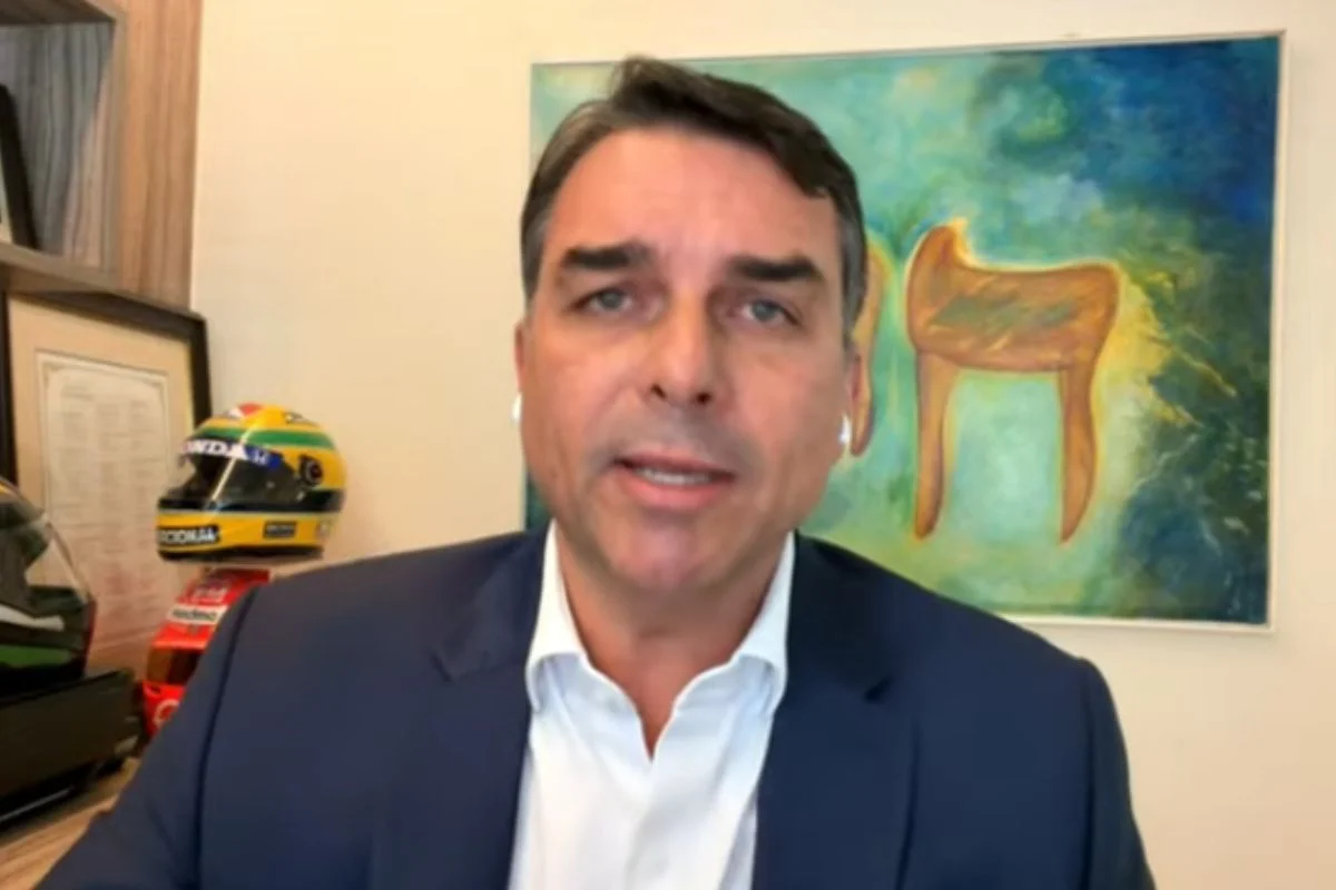 Essa mania de democracia (por Pedro Costa)
